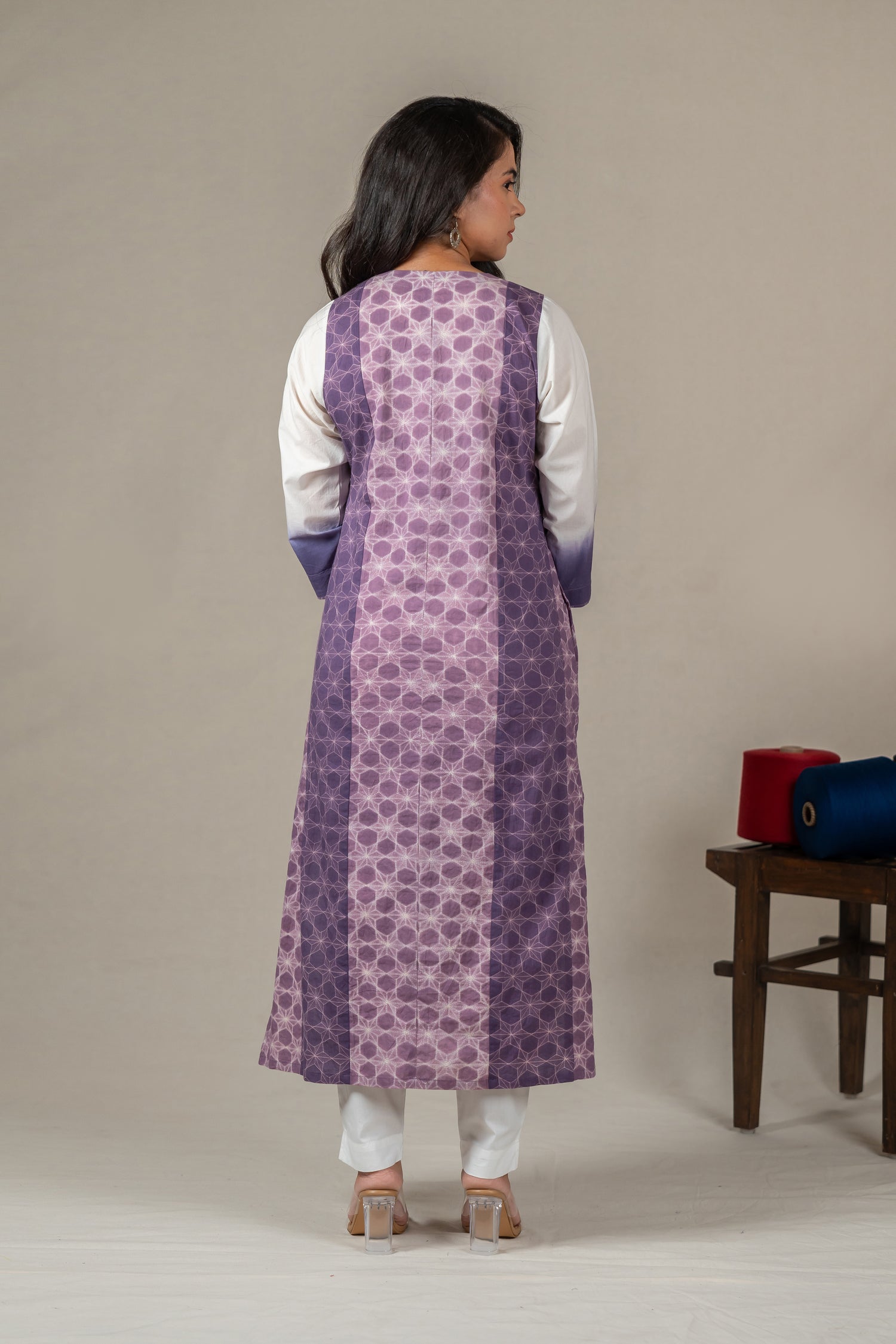 Hand-Embroidered Lavender Mul Cotton Shibori Kurta – Amevara