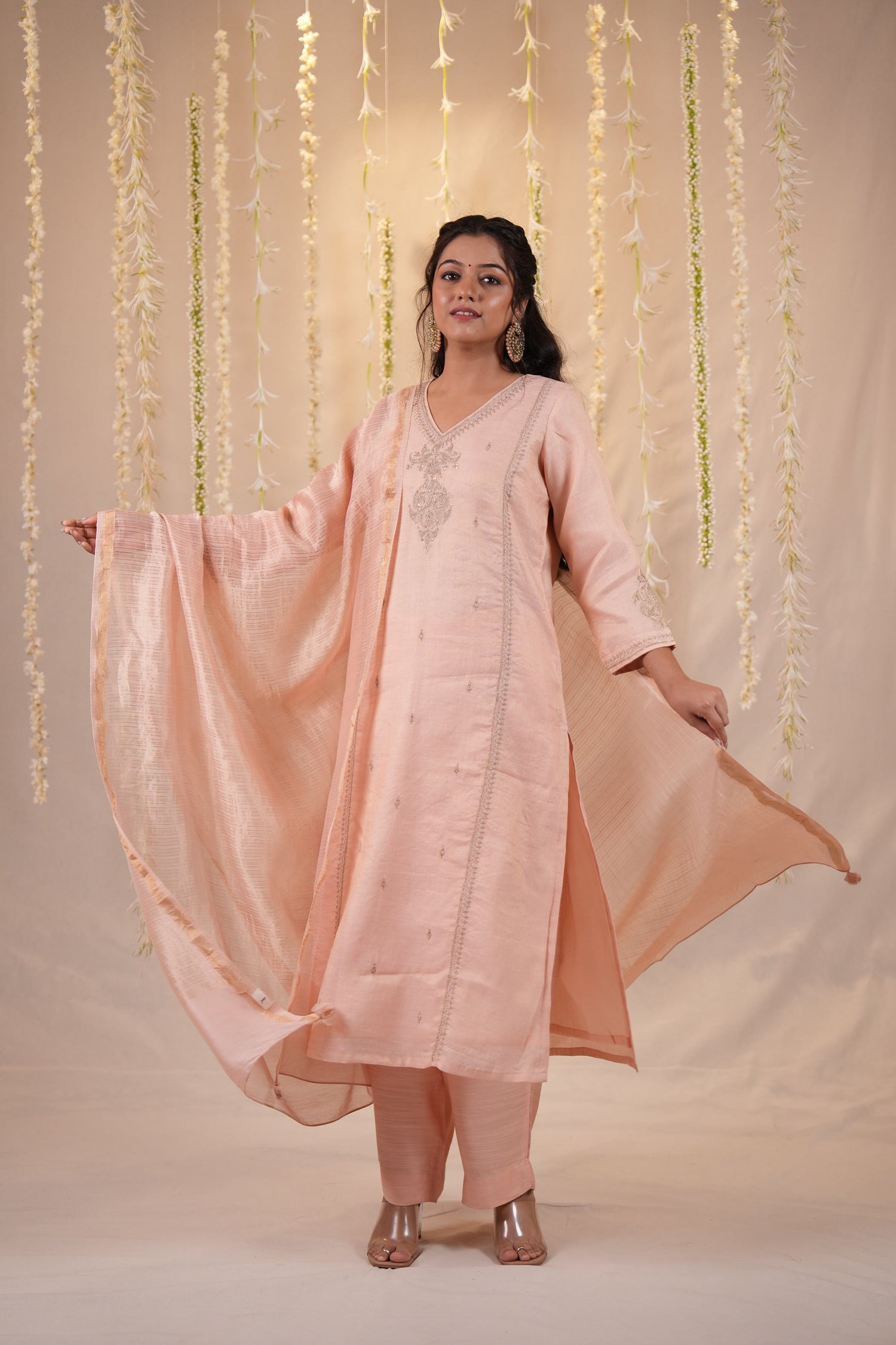Ek Dor Embroidered Striped Tissue Silk Kurta Set with Dupatta - Set of Three