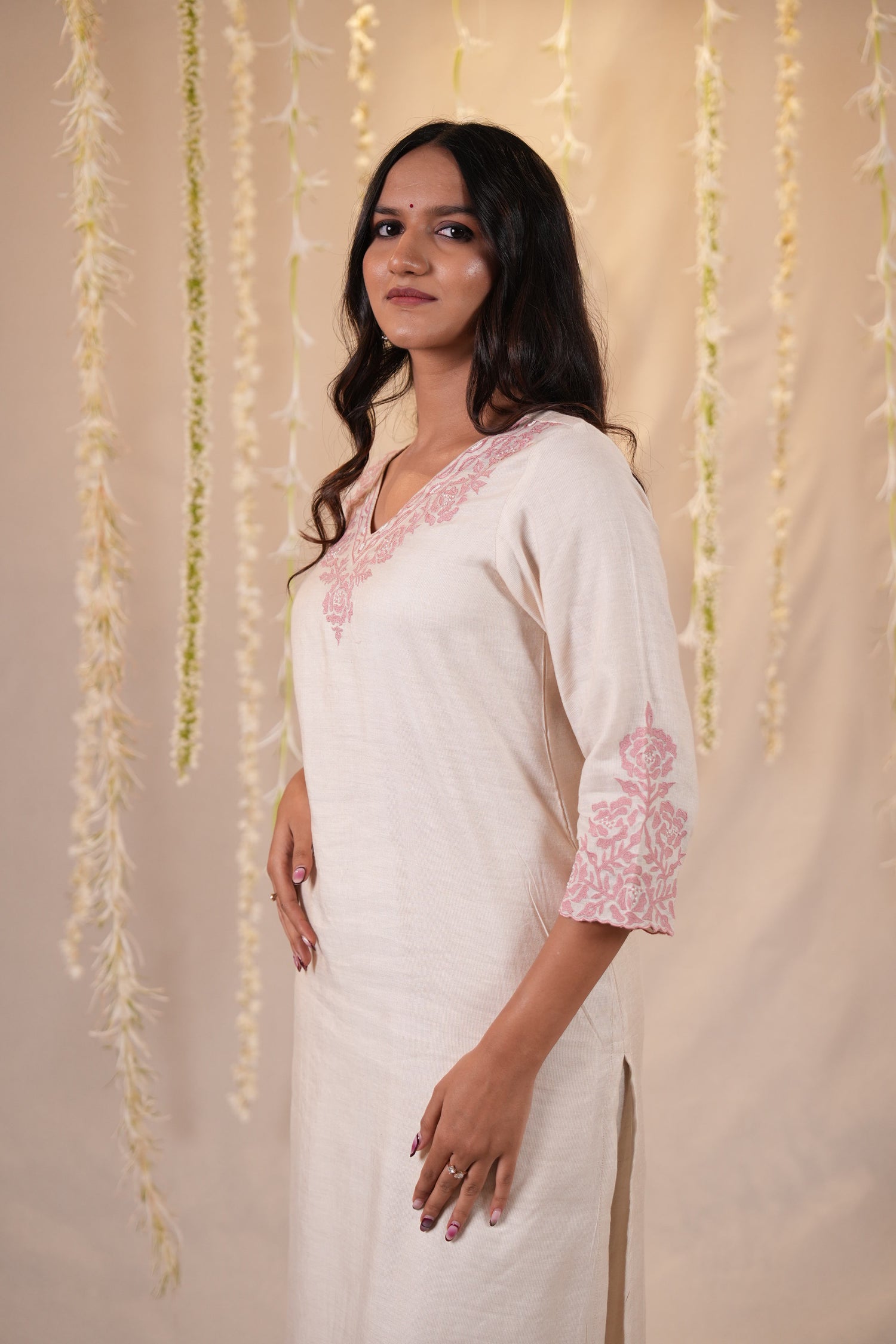 Ek Dor Machine Embroidered Striped Tissue Silk Kurta Set with Dupatta