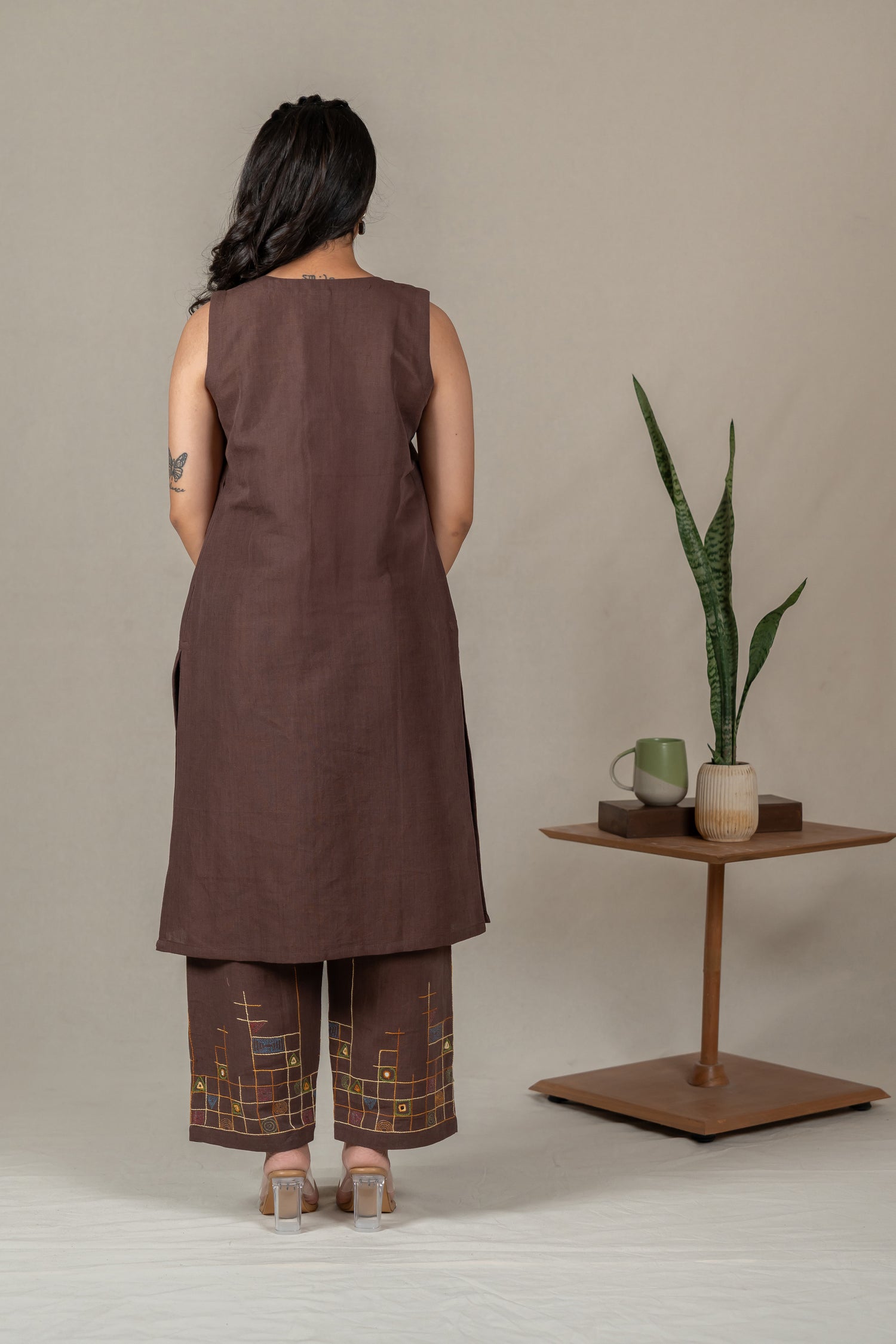 Brown Sleeveless Hand Embroidered Handloom Cotton A-Line Kurta Set with Cotton Pants – Suchi