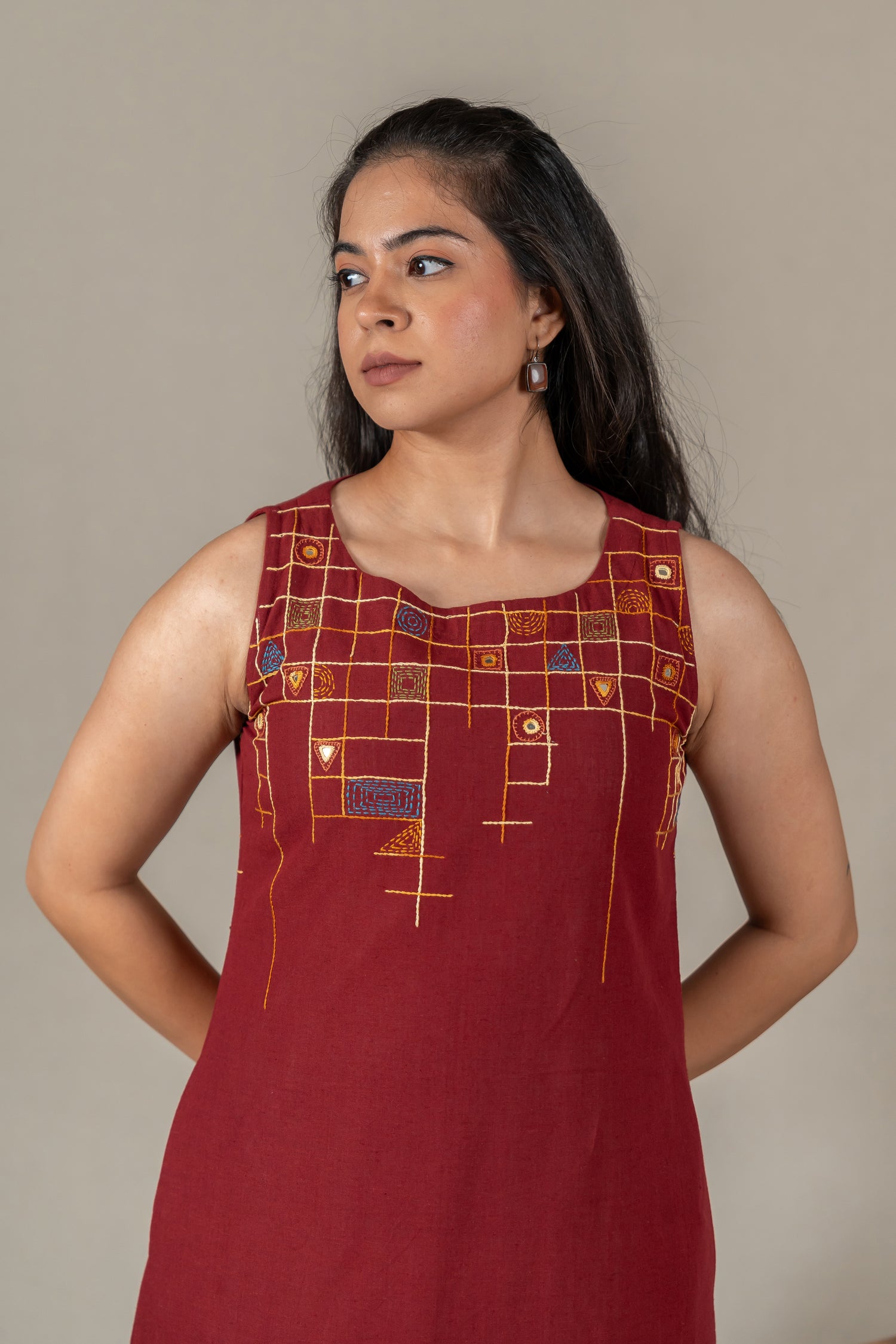 Sleeveless Cotton A-Line Dress with Mirror Work in Maroon – Suchi