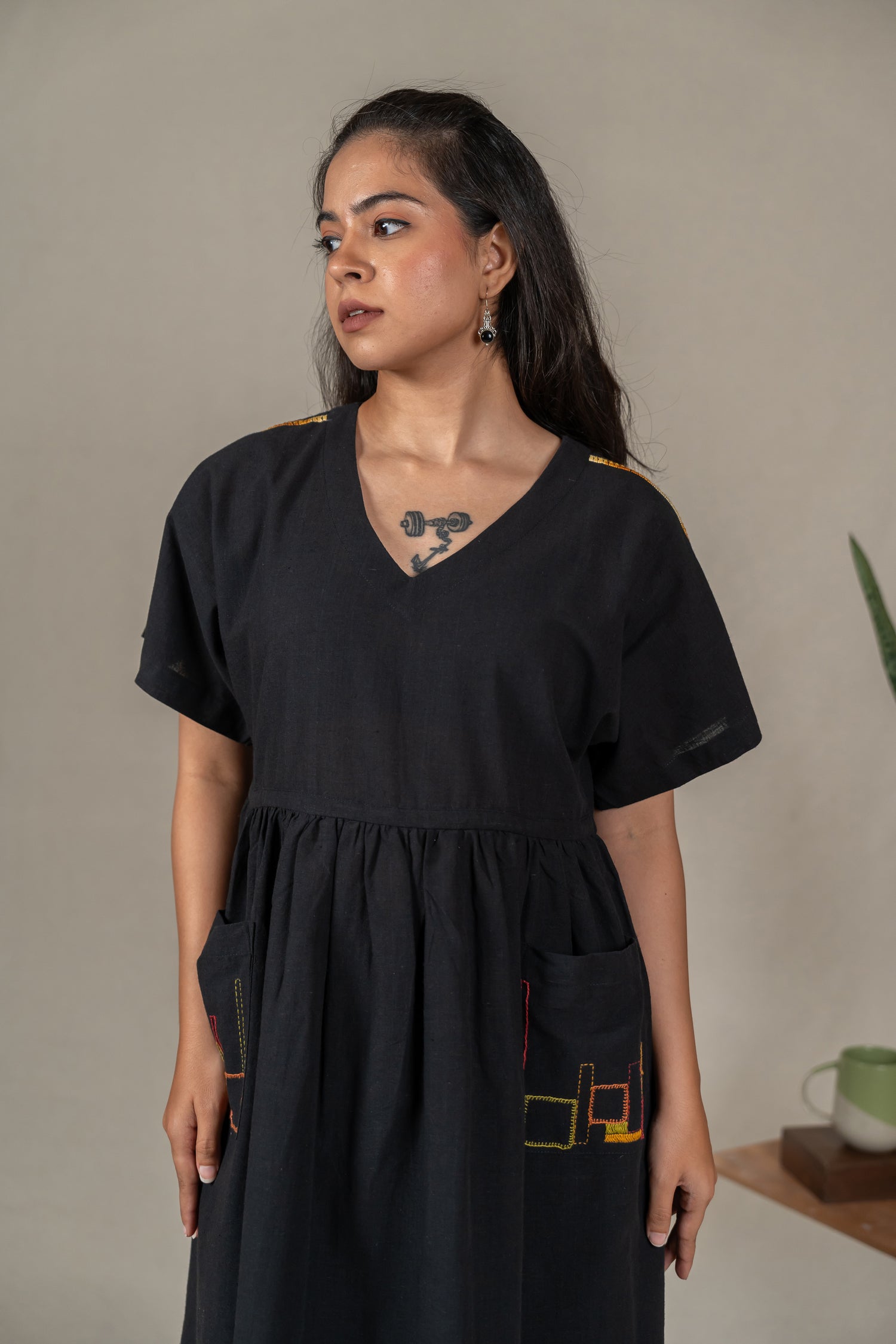 Hand Embroidered Handloom Cotton Dress with Kimono Sleeves in Black – Suchi