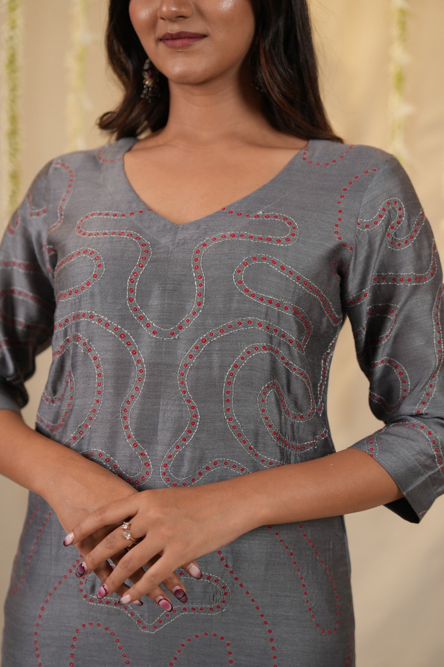 Ek Dor Grey Muga Silk Bandhani Set of Two