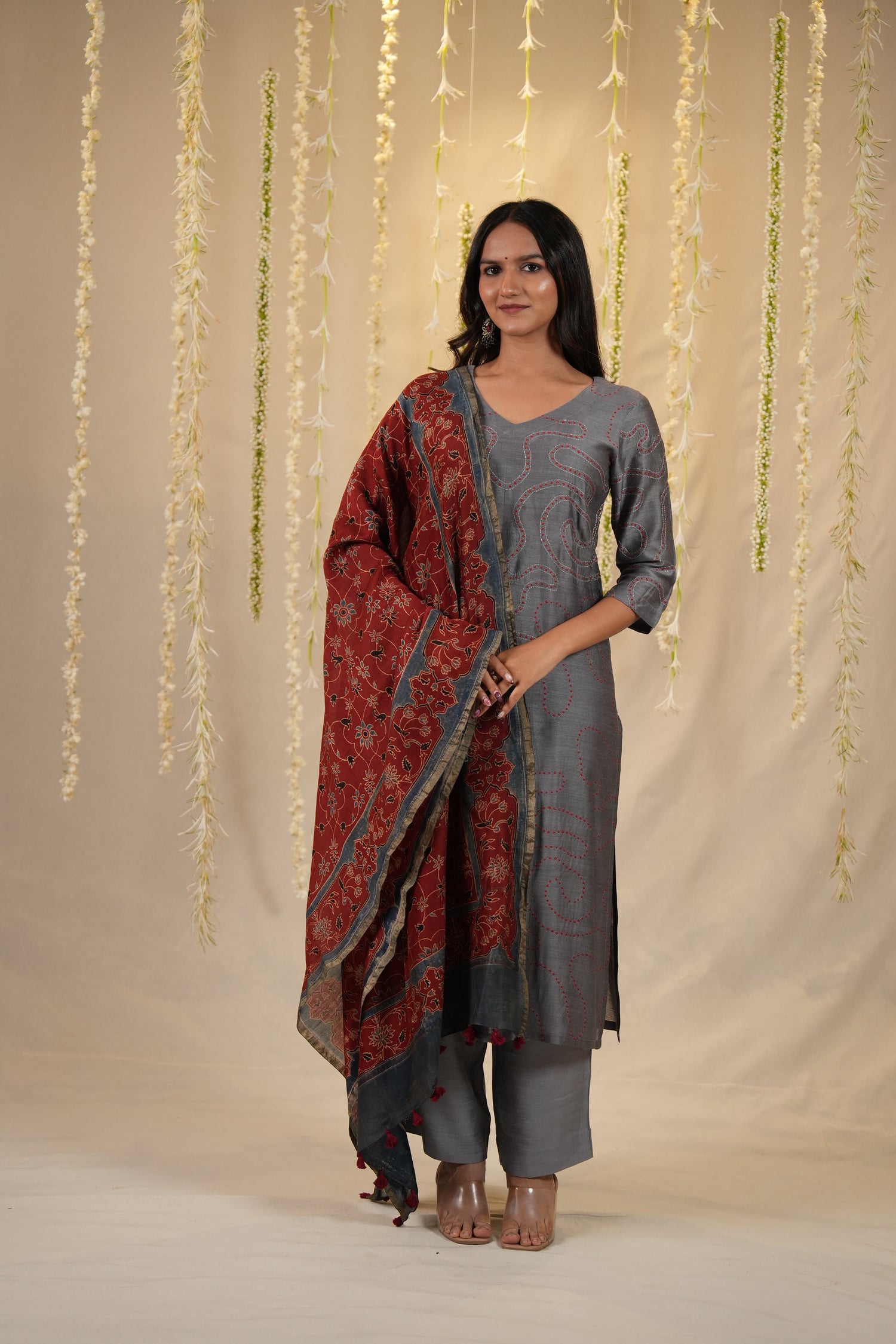 Ek Dor Grey Muga Silk Bandhani Set of Two