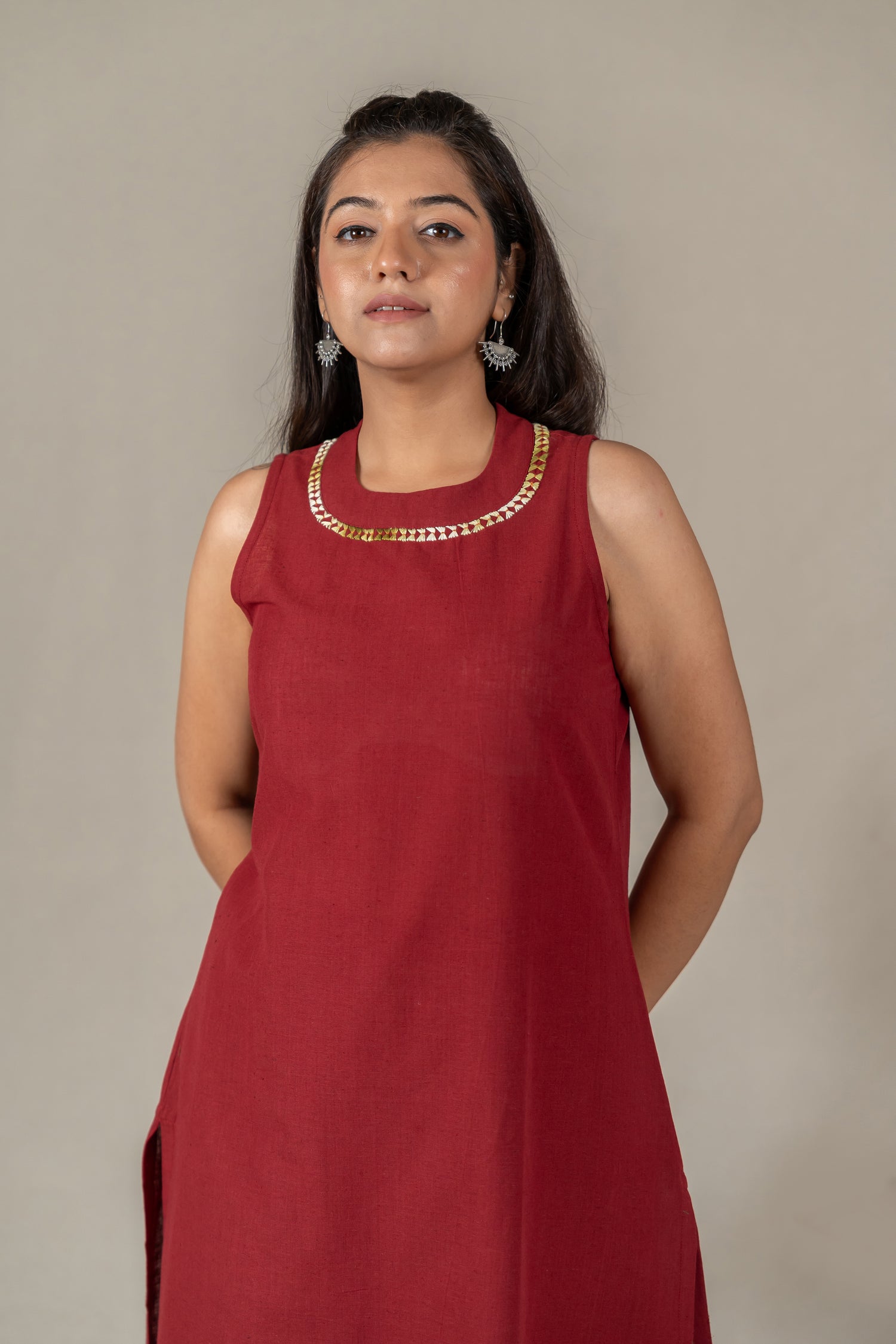 Maroon Sleeveless Hand Embroidered Cotton Kurta Set with Pants – Suchi