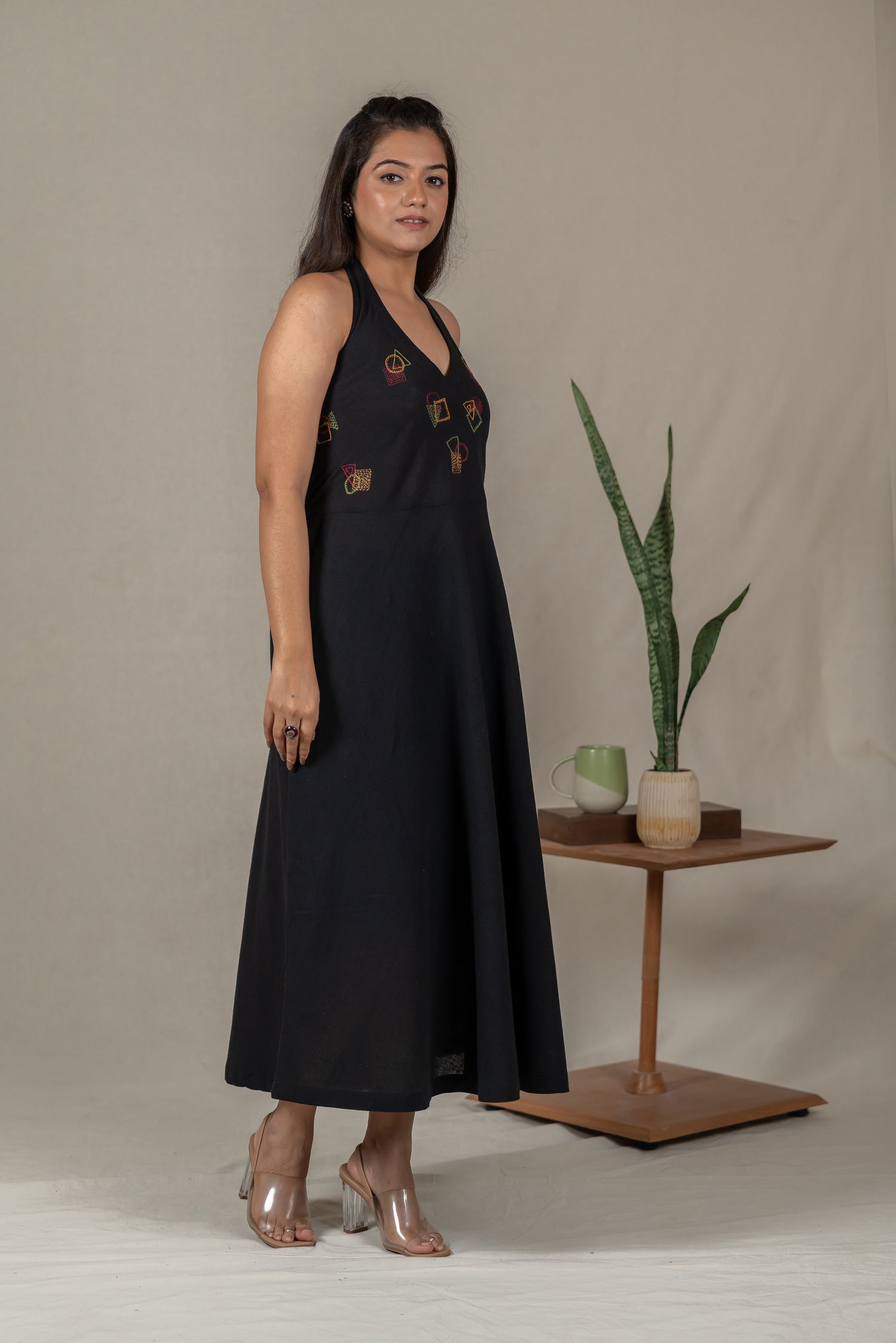 Hand Embroidered Handloom Cotton Halter-Neck Dress in Black – Suchi