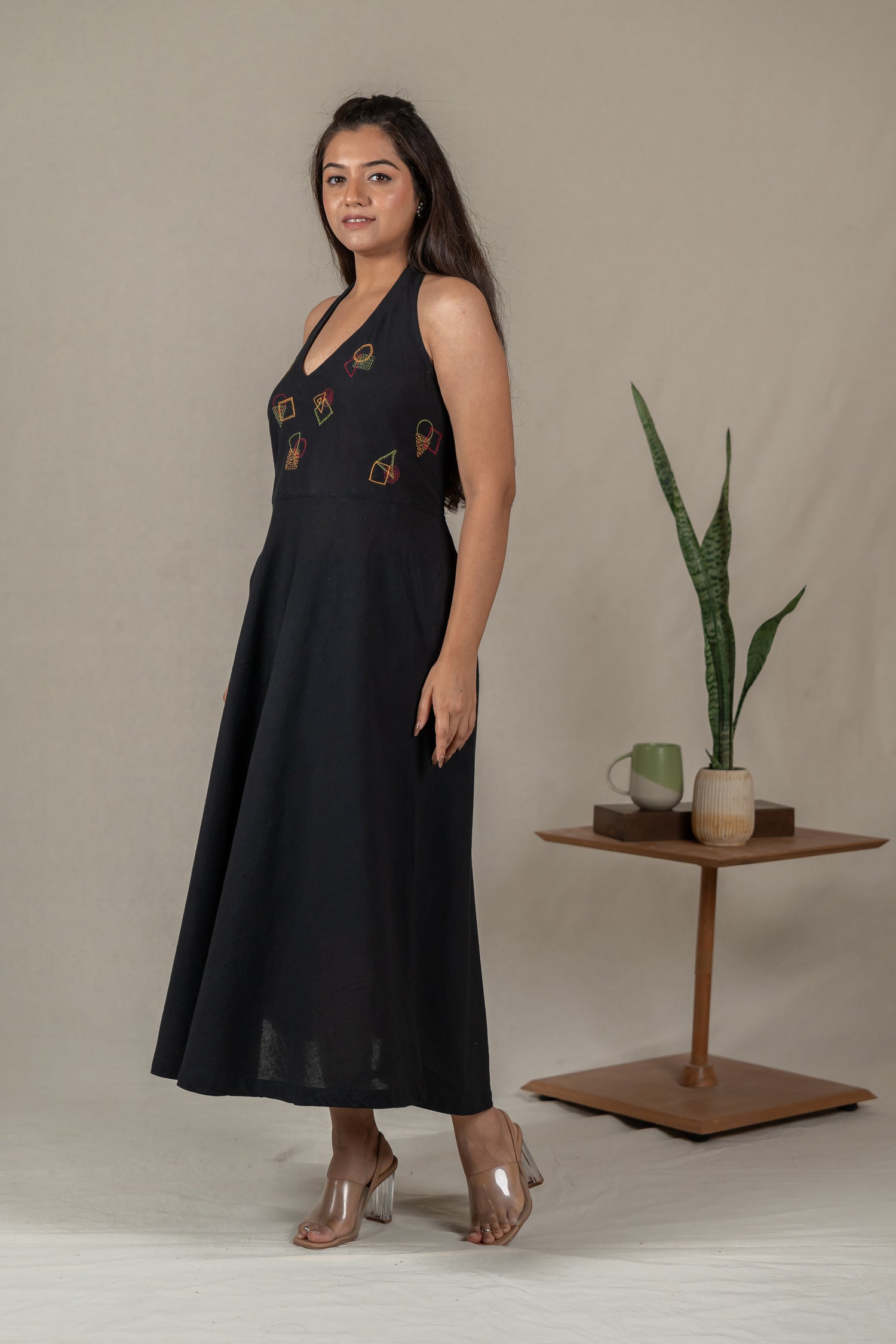 Hand Embroidered Handloom Cotton Halter-Neck Dress in Black – Suchi