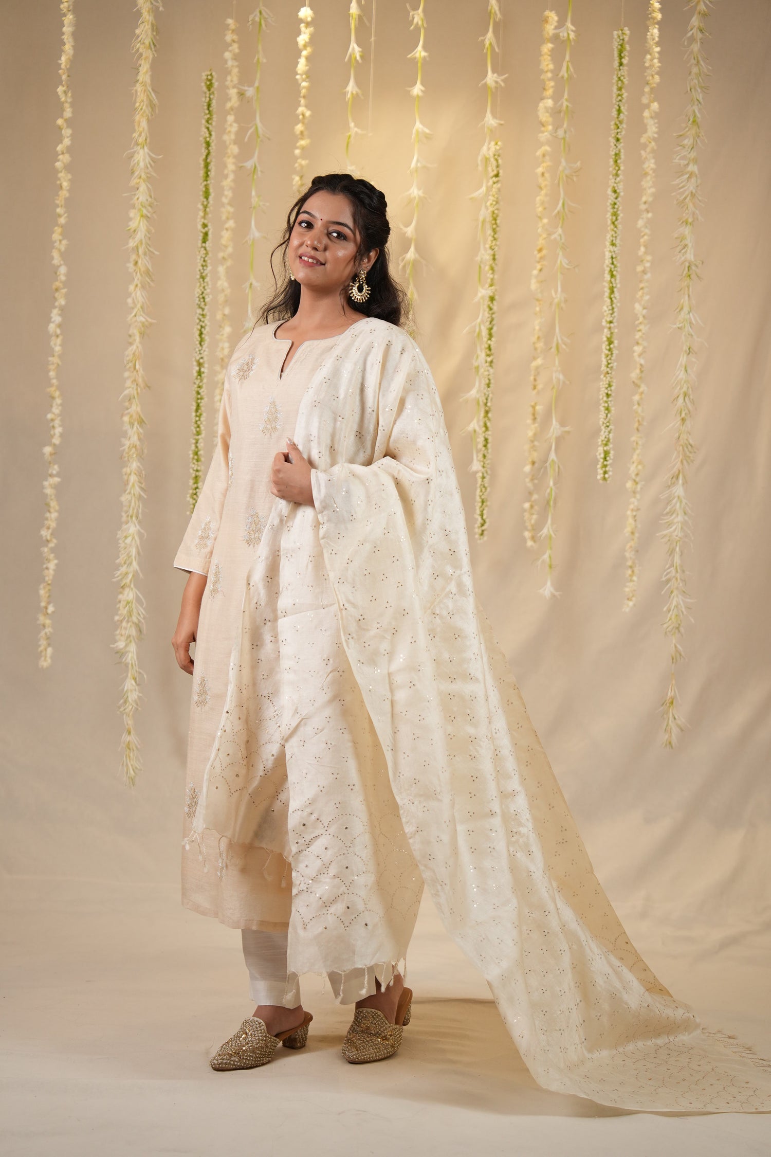 Ek Dor Cream Muga Silk Kurta with Machine Embroidery