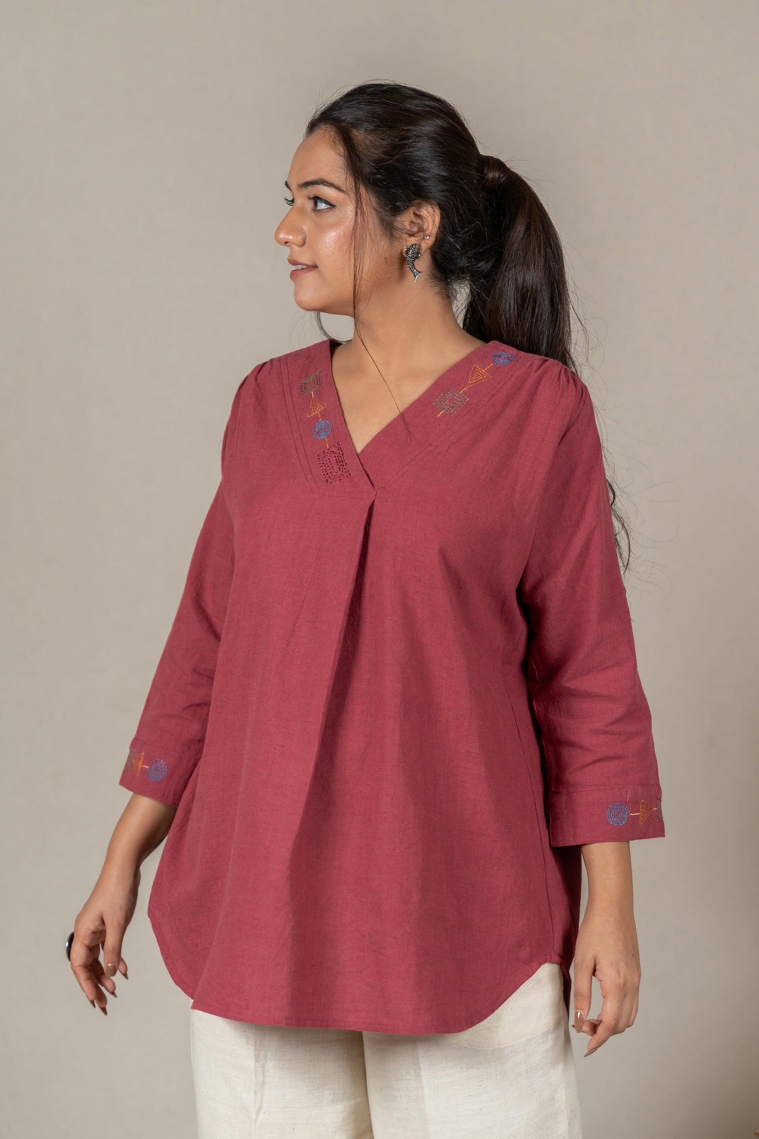 Hand Embroidered Handloom Cotton Tunic with Soft V-Neck in Muted Pink – Suchi