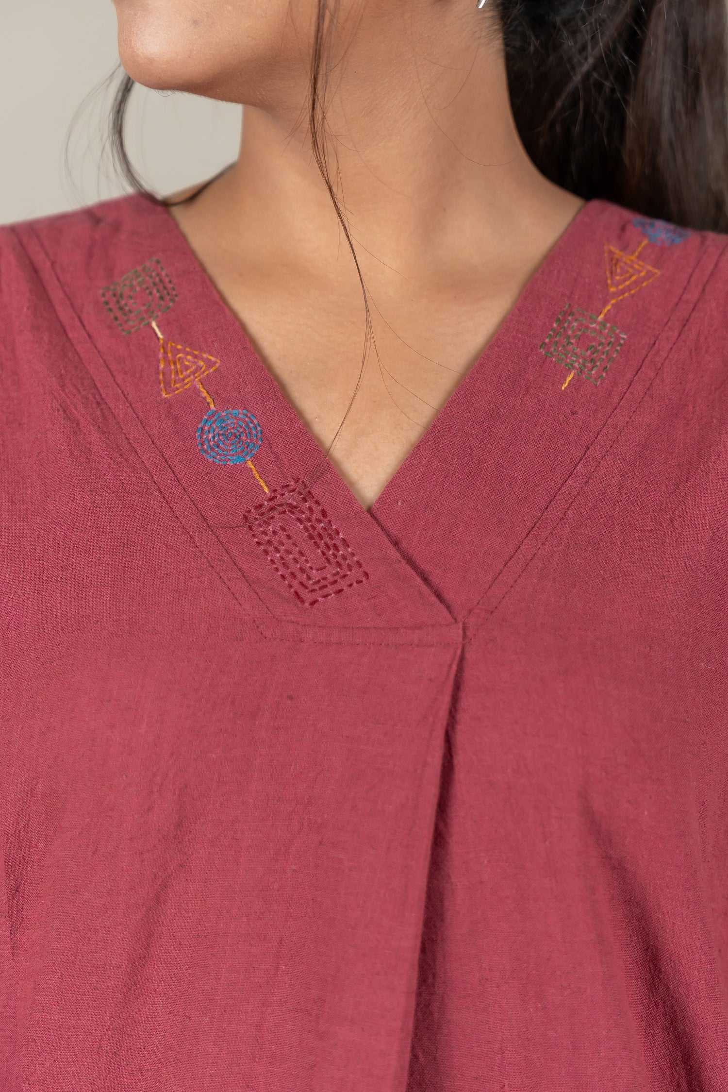 Hand Embroidered Handloom Cotton Tunic with Soft V-Neck in Muted Pink – Suchi
