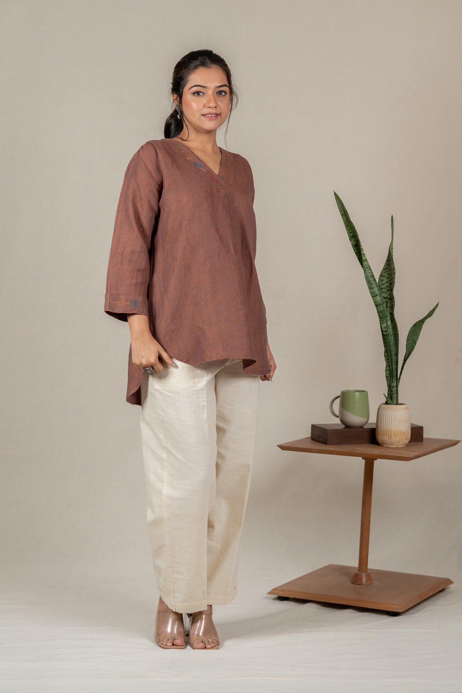 Hand Embroidered Handloom Cotton Tunic in Earth Brown – Suchi