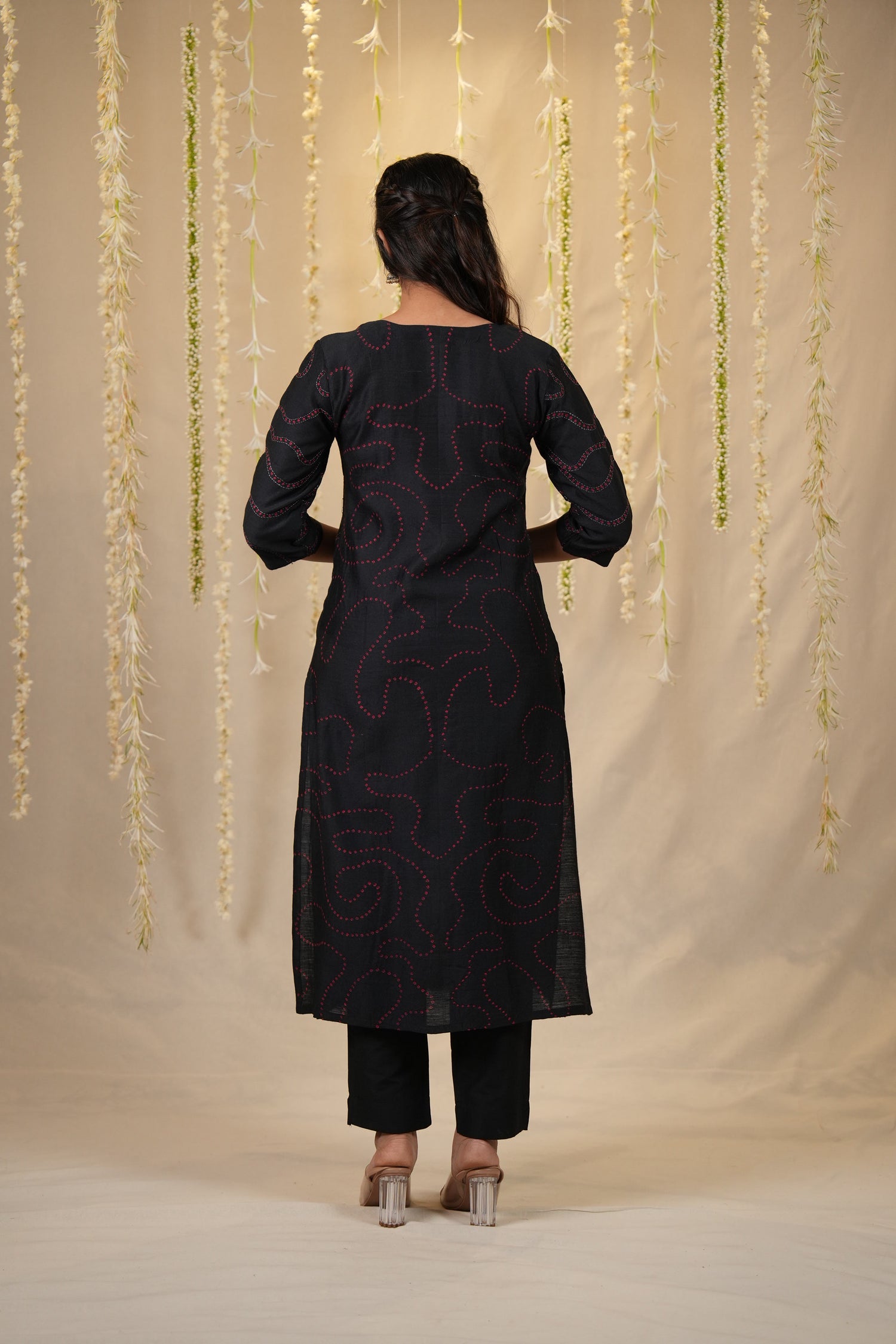 Ek Dor Black Muga Silk Kurta with Bandhani
