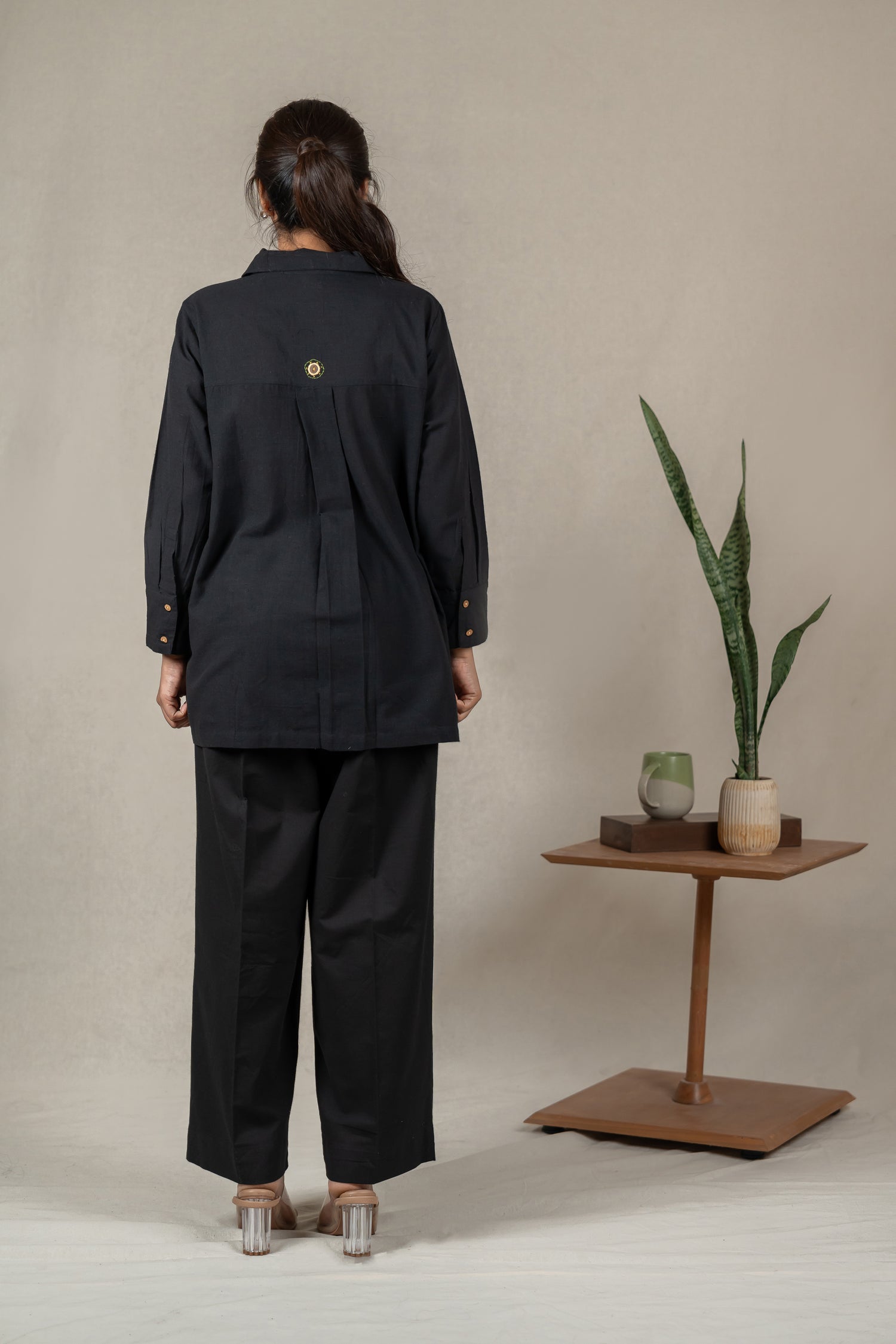 Hand Embroidered Handloom Cotton Shirt in Black – Suchi