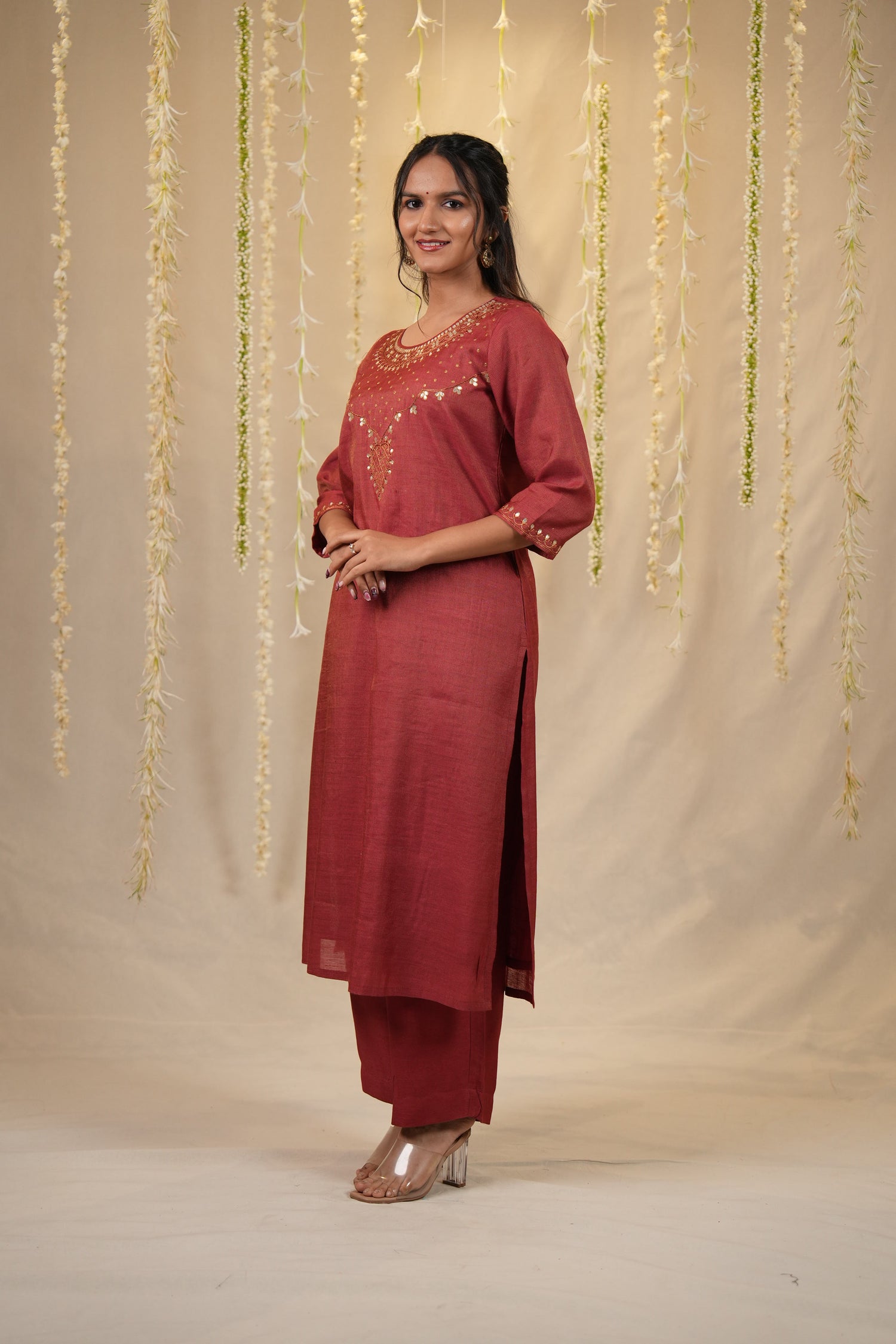Ek Dor Hand Embroidered Tissue Silk Kurta Set - Set of Three