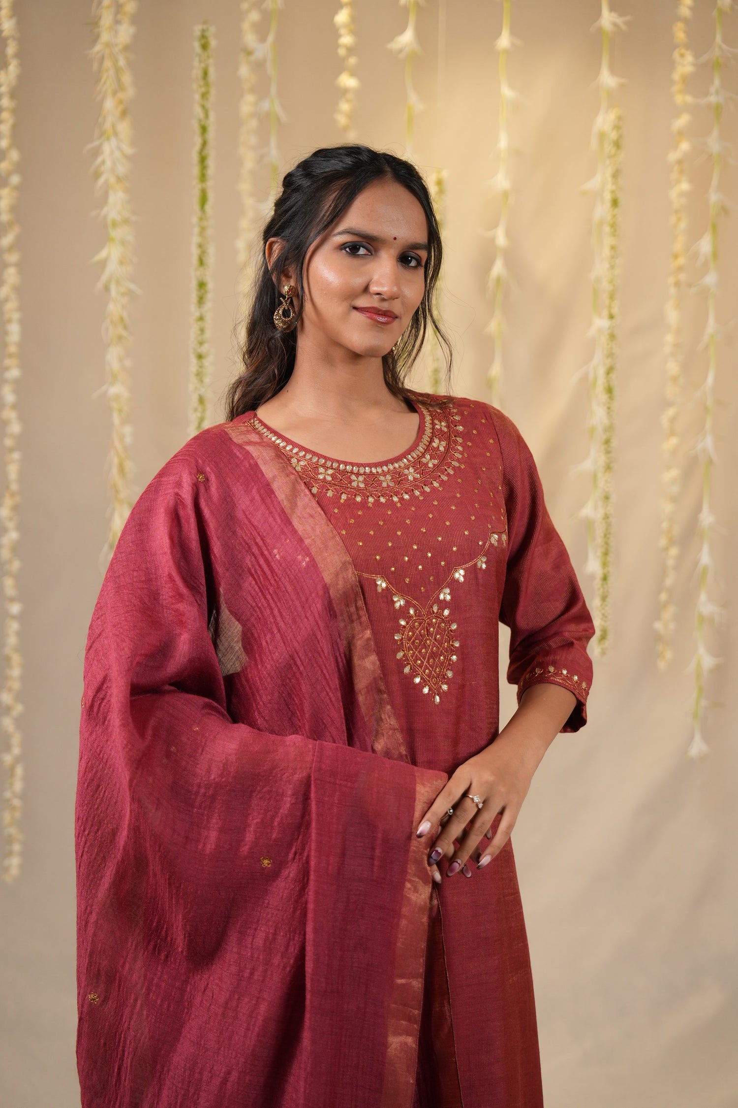 Ek Dor Hand Embroidered Tissue Silk Kurta Set - Set of Three