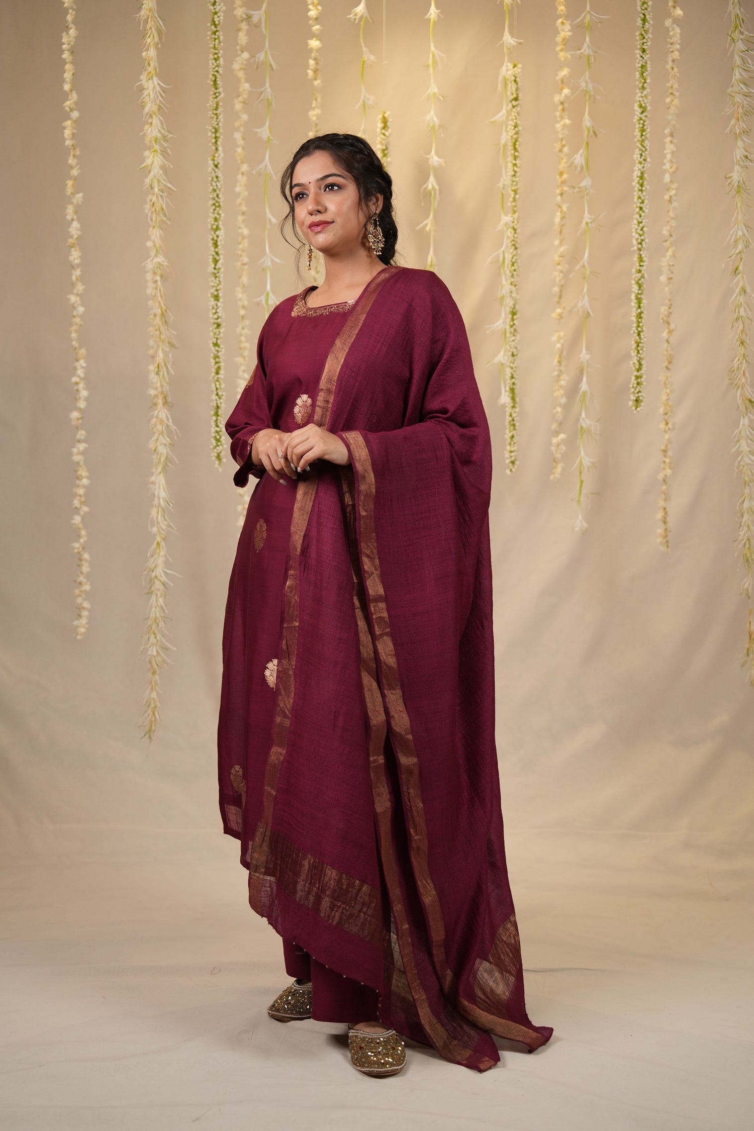 Ek Dor Hand Embroidered Muga Silk Kurta Set – Magenta Elegance