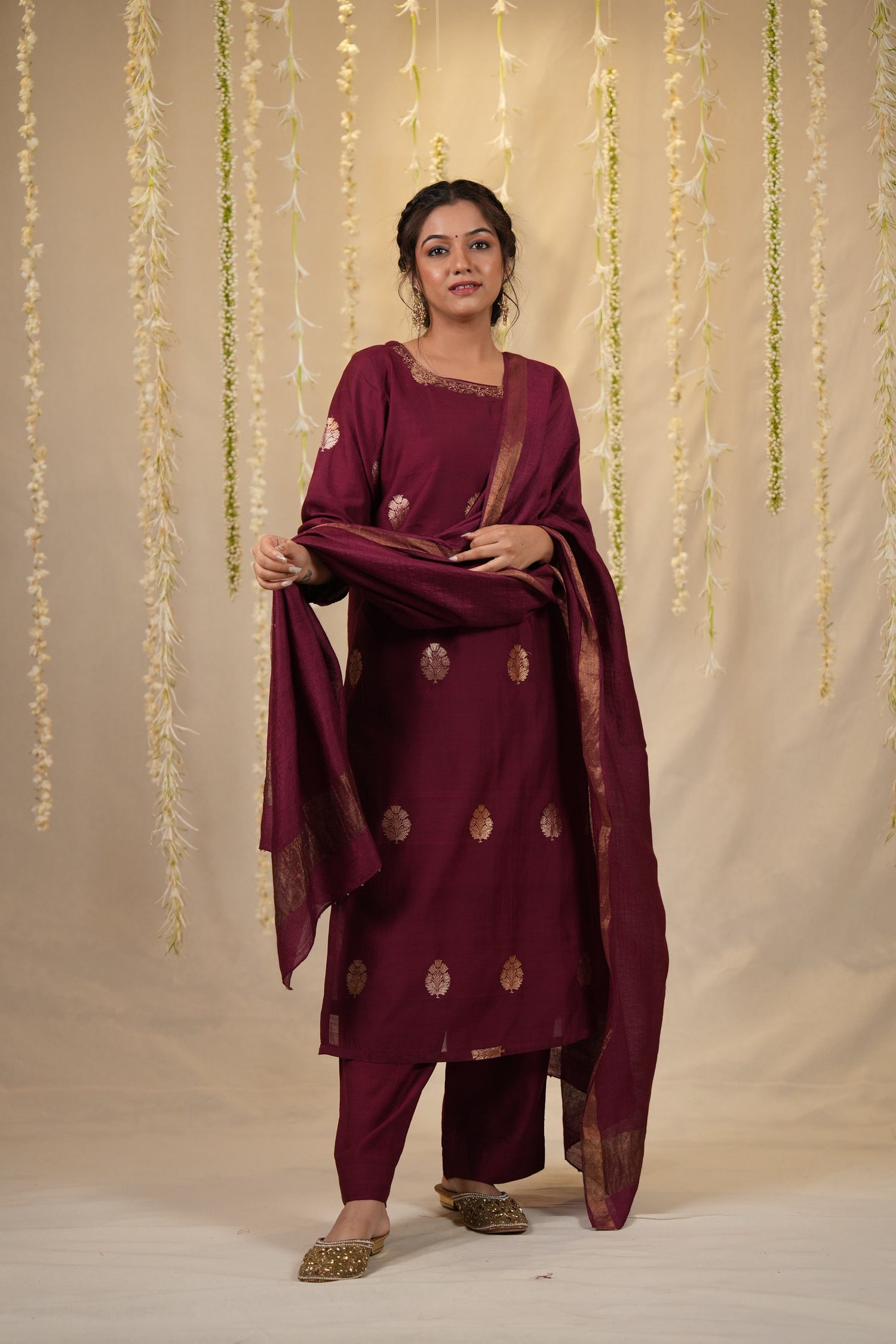 Ek Dor Hand Embroidered Muga Silk Kurta Set – Magenta Elegance