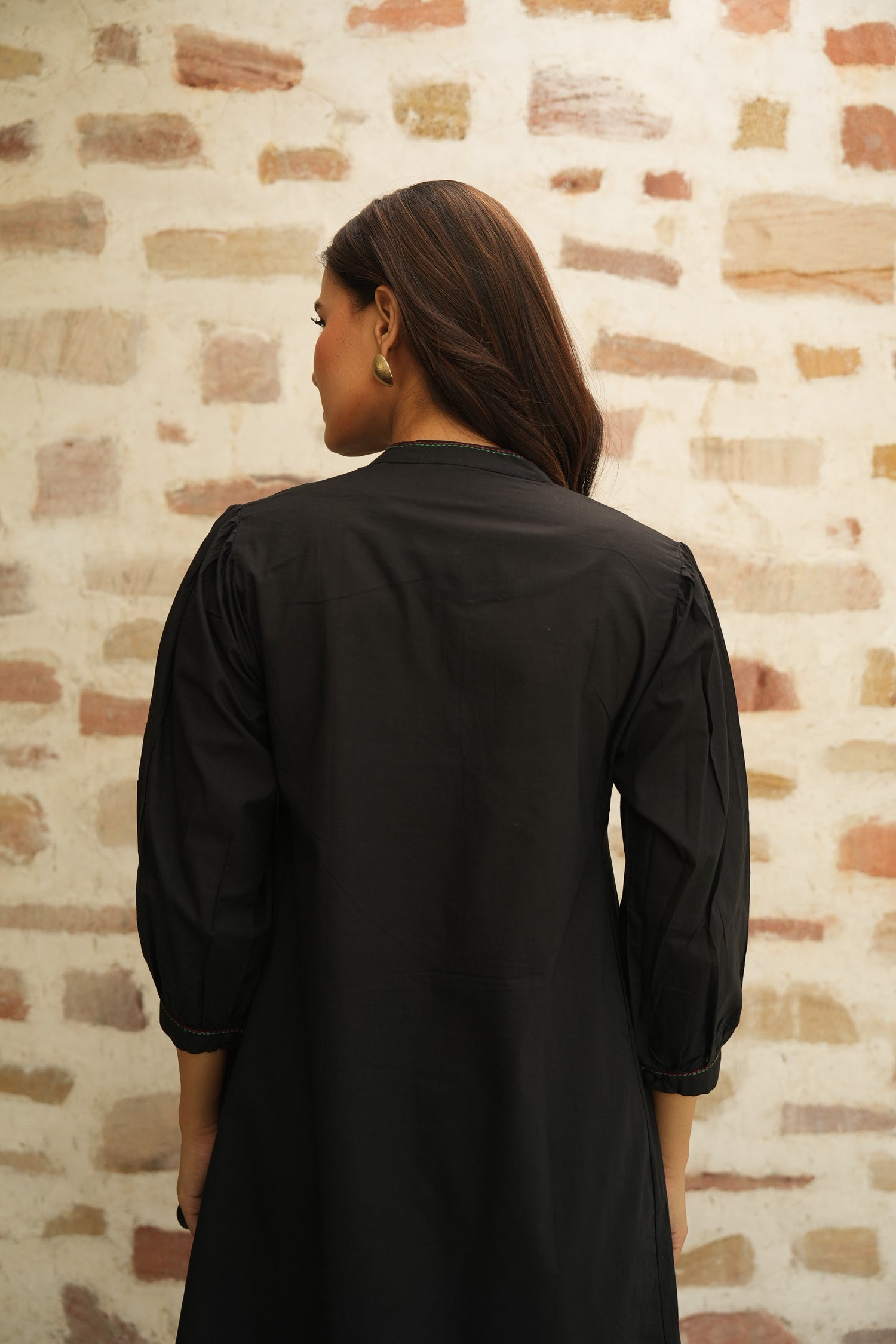 Saral Charcoal Black Solid Cotton Kurta | Ray-ethnic