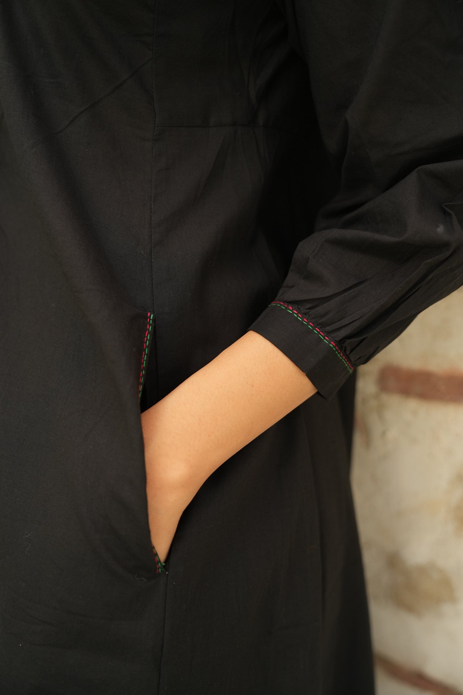 Saral Charcoal Black Solid Cotton Kurta | Ray-ethnic