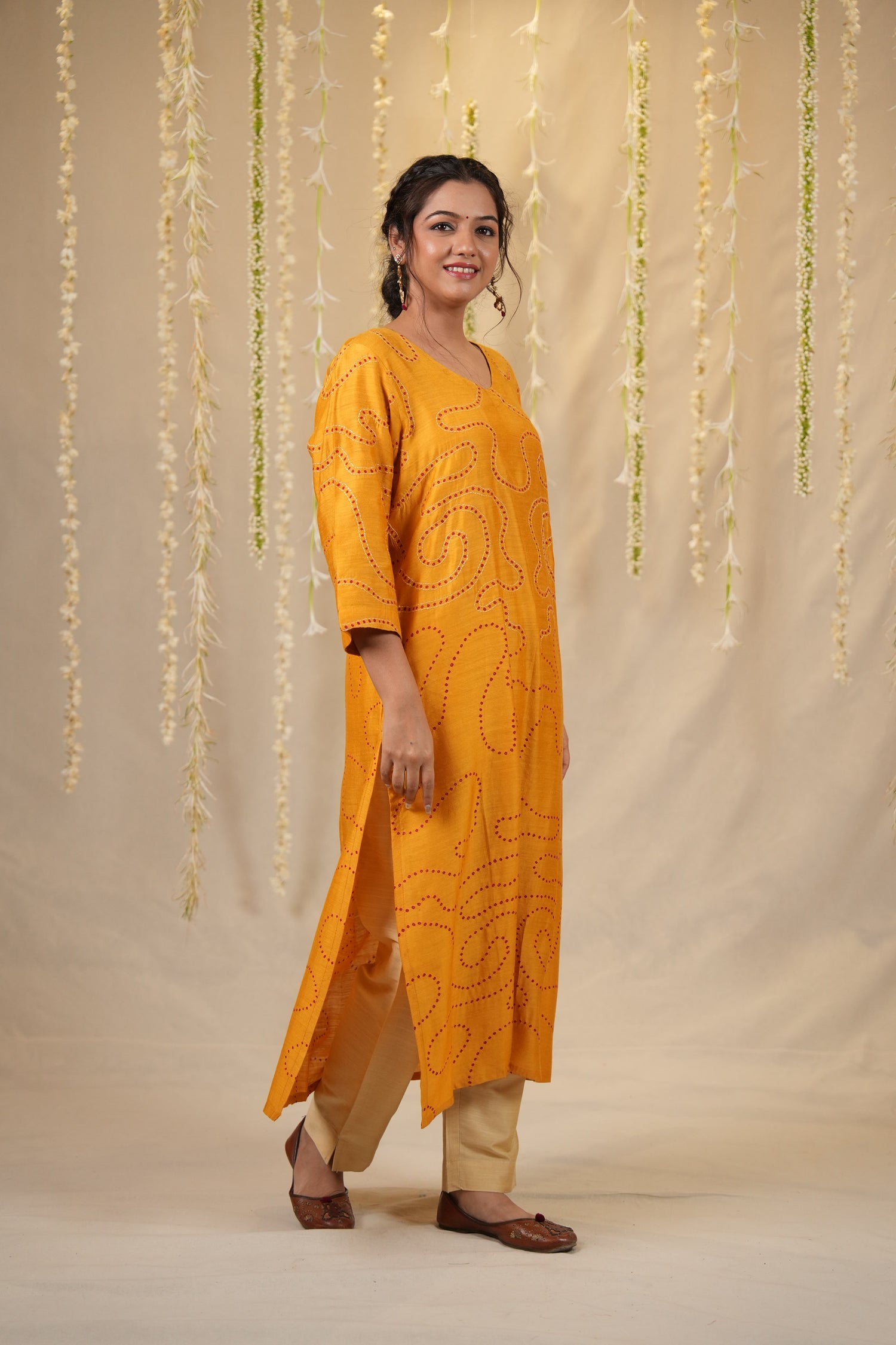Ek Dor Yellow Muga Silk Bandhani Kurta