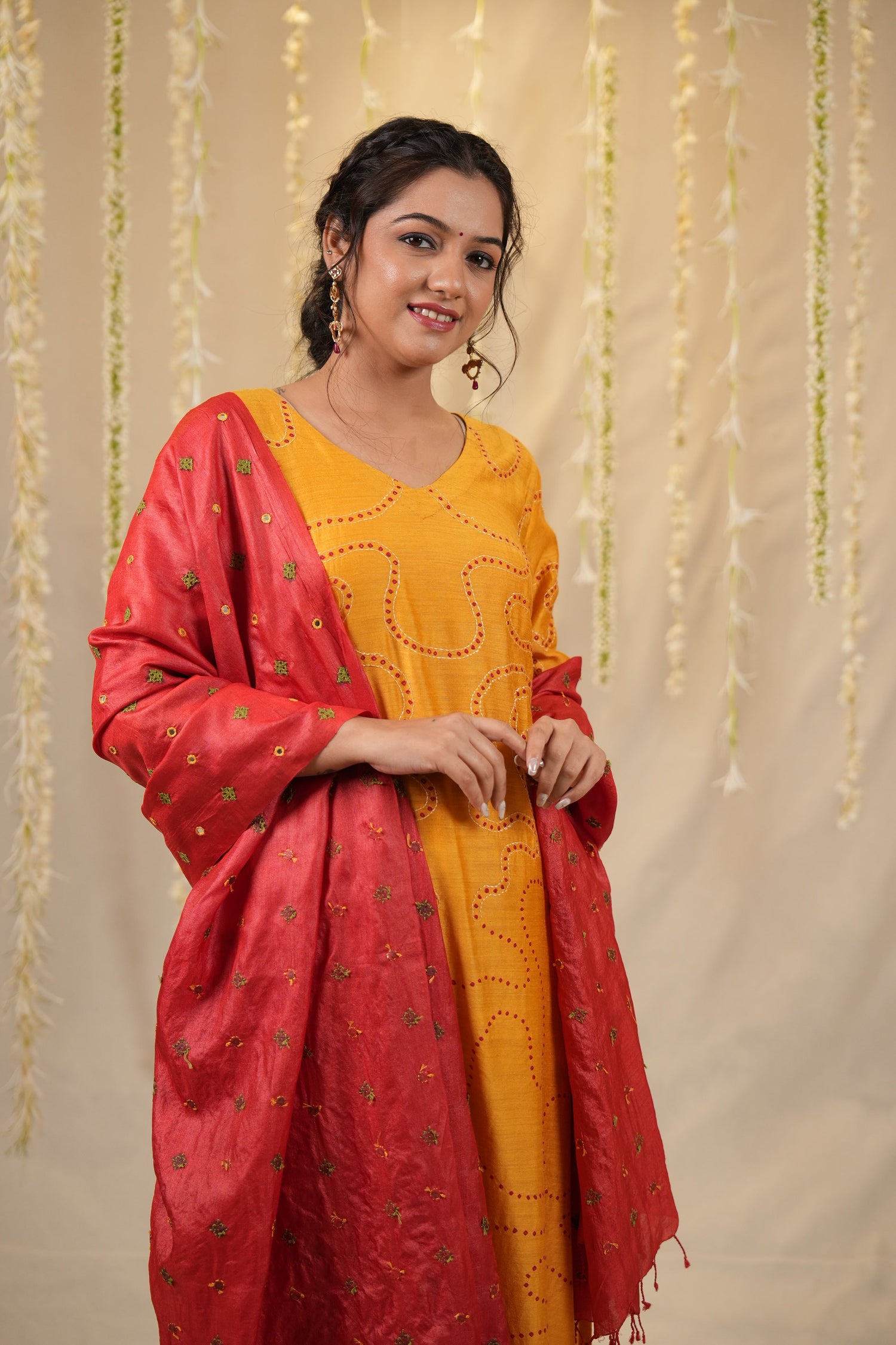 Ek Dor Yellow Muga Silk Bandhani Kurta