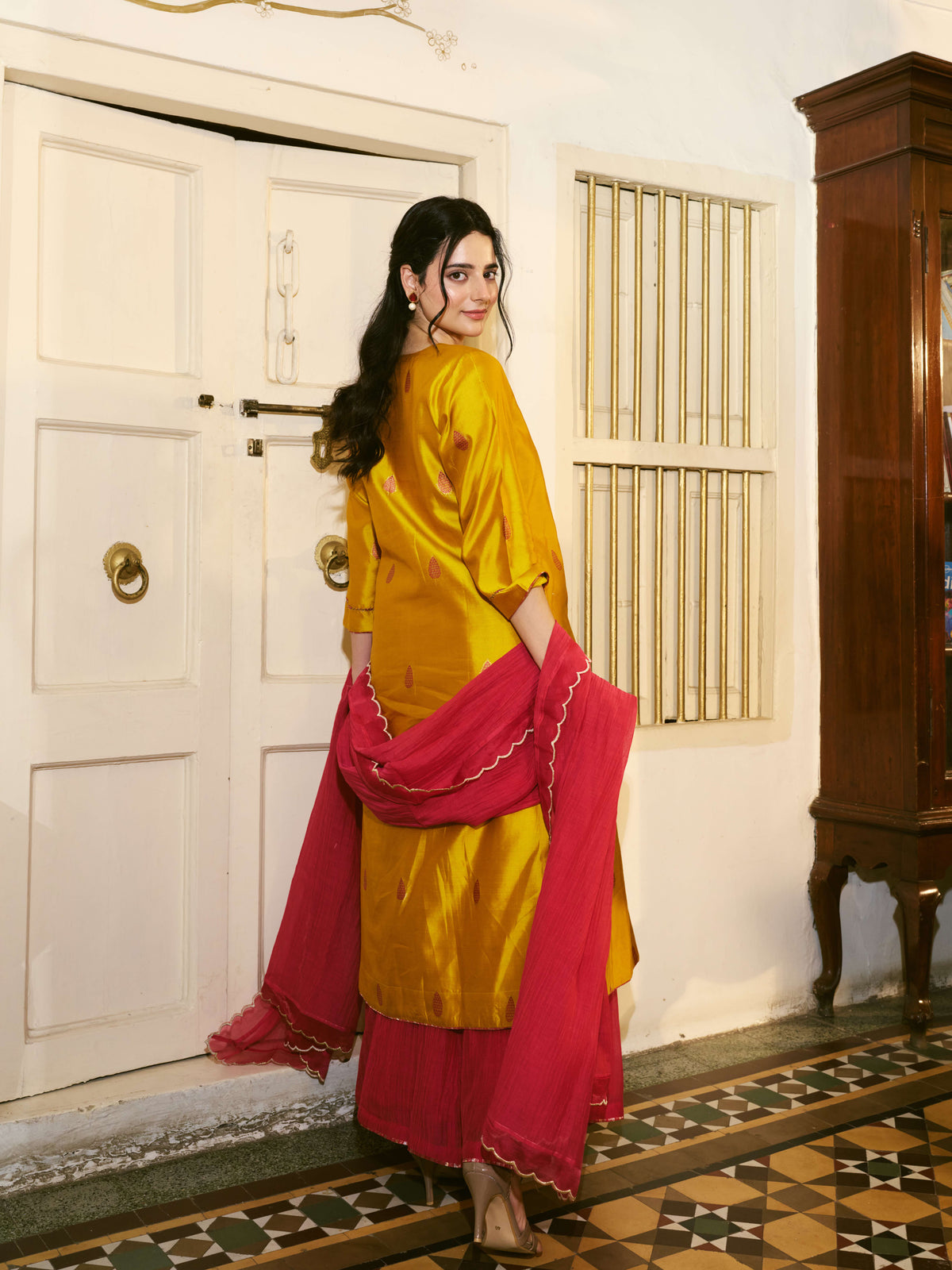 Taara Pure Silk Banarasi Kadwa Kurta Set in Mustard Yellow