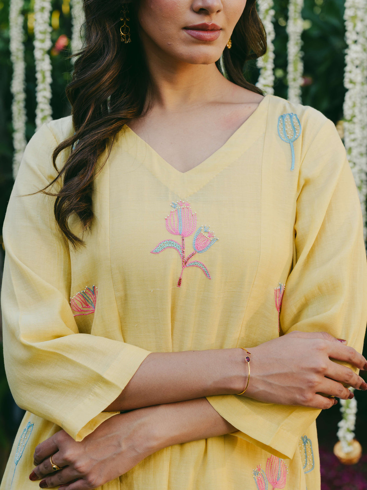 Taara Pure Silk Sleeveless Kurta Set in Lemon Yellow with Ombre Dupatta