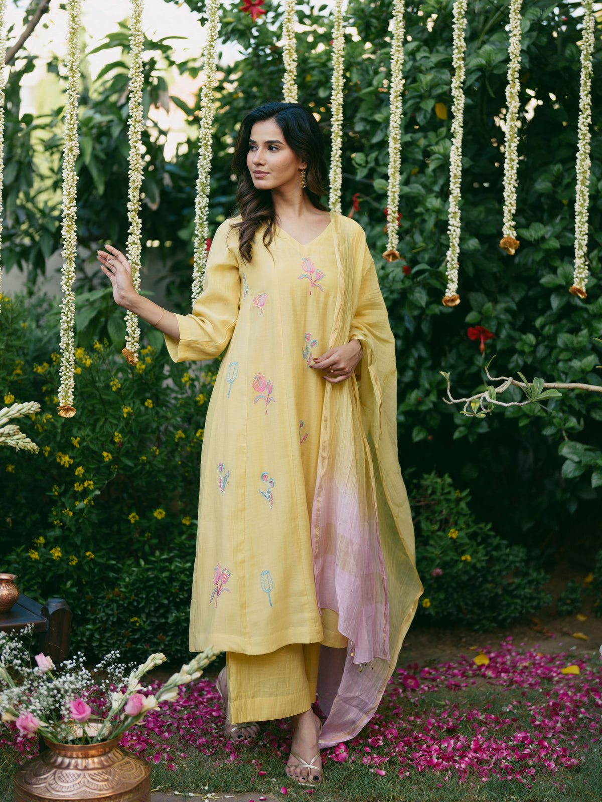 Taara Pure Silk Sleeveless Kurta Set in Lemon Yellow with Ombre Dupatta