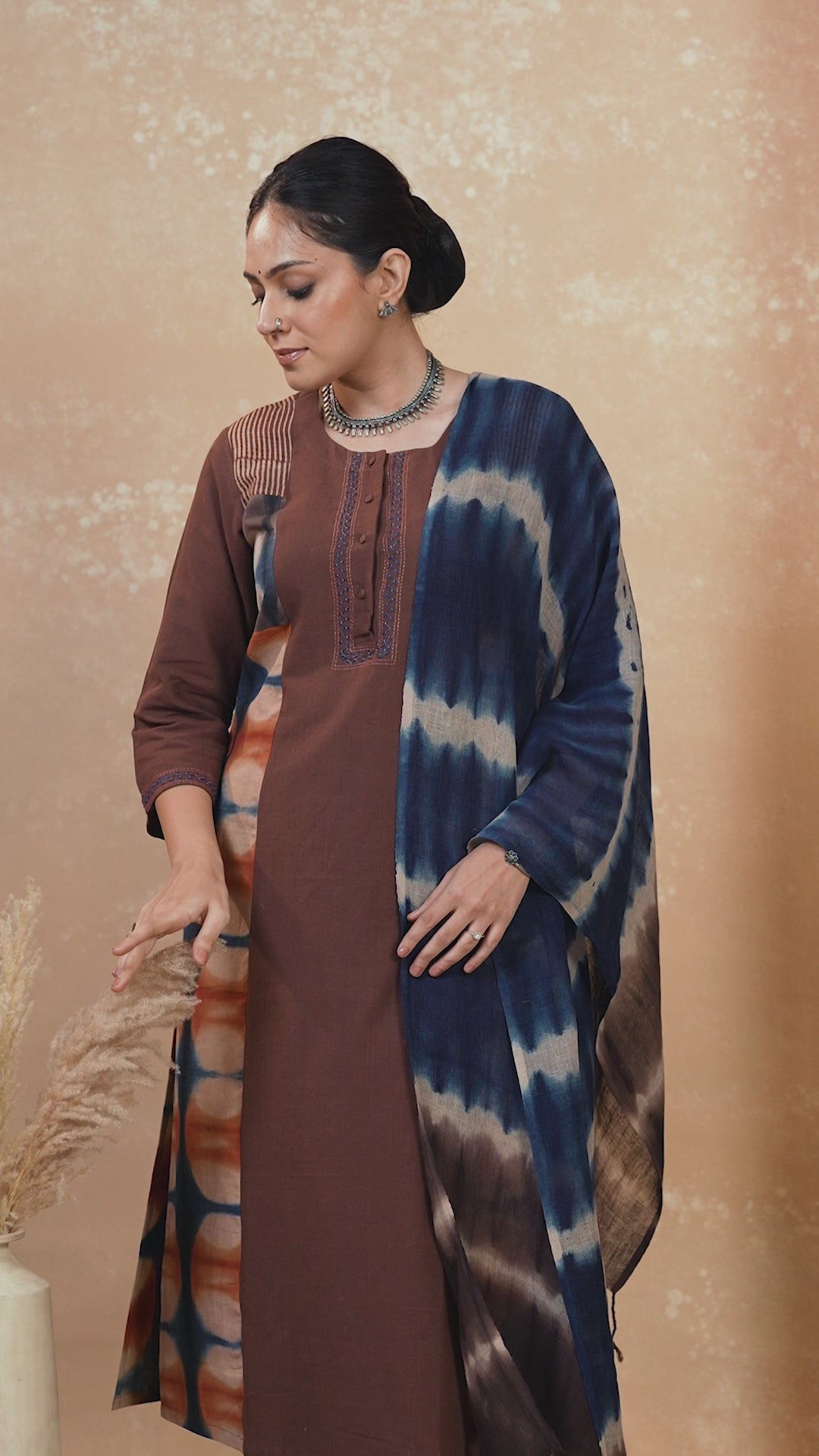 Aakaar Brown Clamp Cotton Set Of 2 | Ray-ethnic