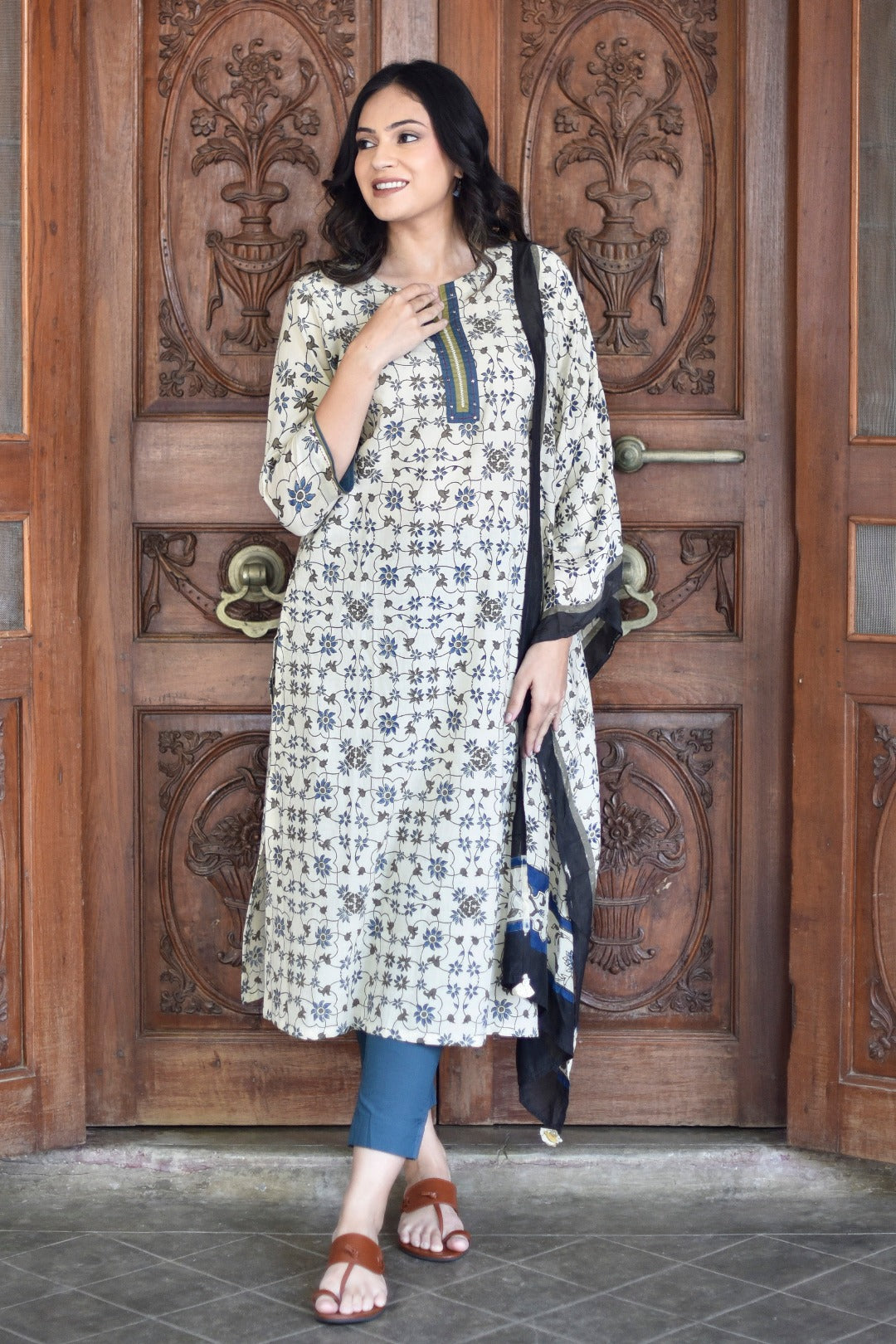 Taraasha Cream Dabu Block Print Cotton Kurta | Ray - Ethnic