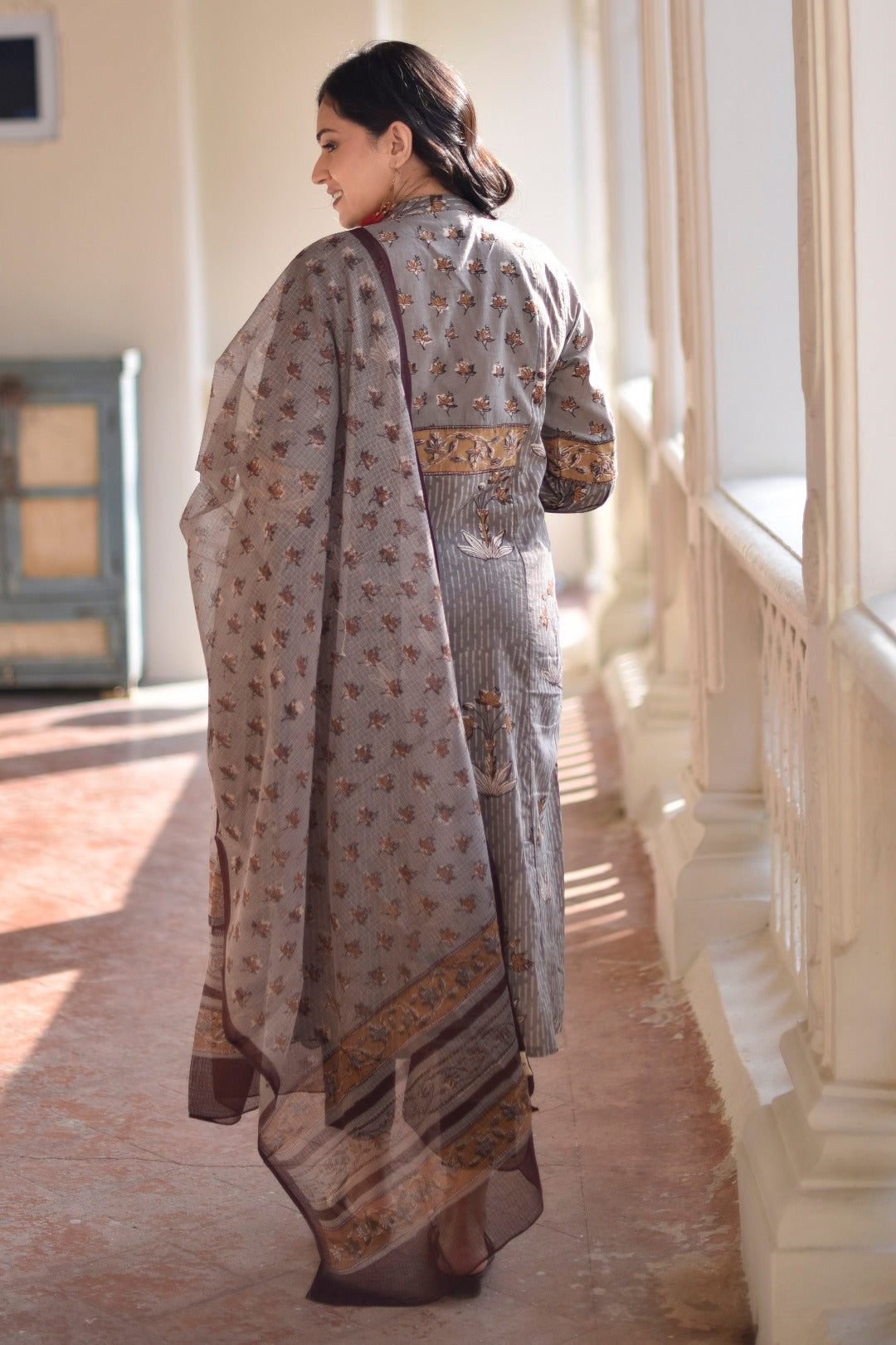Taraasha Grey Dabu Block Print Cotton Kurta | Ray-Ethnic