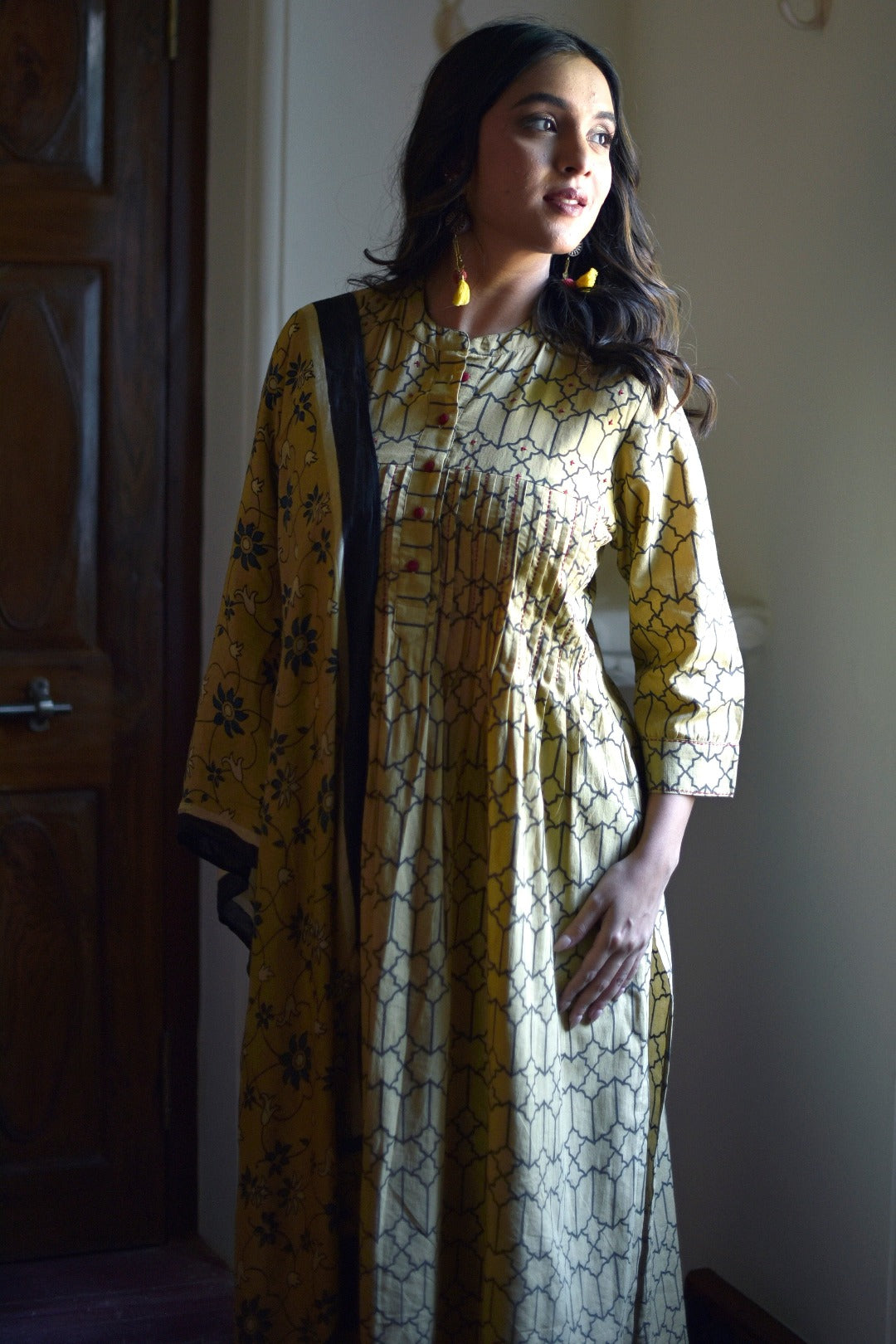 Taraasha Green Dabu Block Print Cotton Kurta | Ray - Ethnic