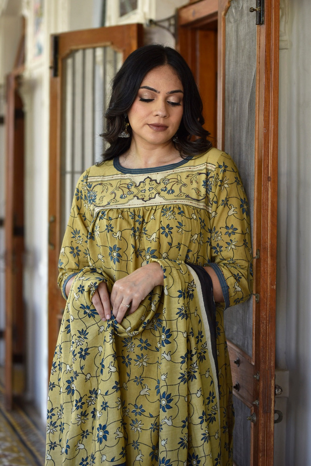 Taraasha Green Block Print Cotton Kurta & Bottom Set | Ray-Ethnic