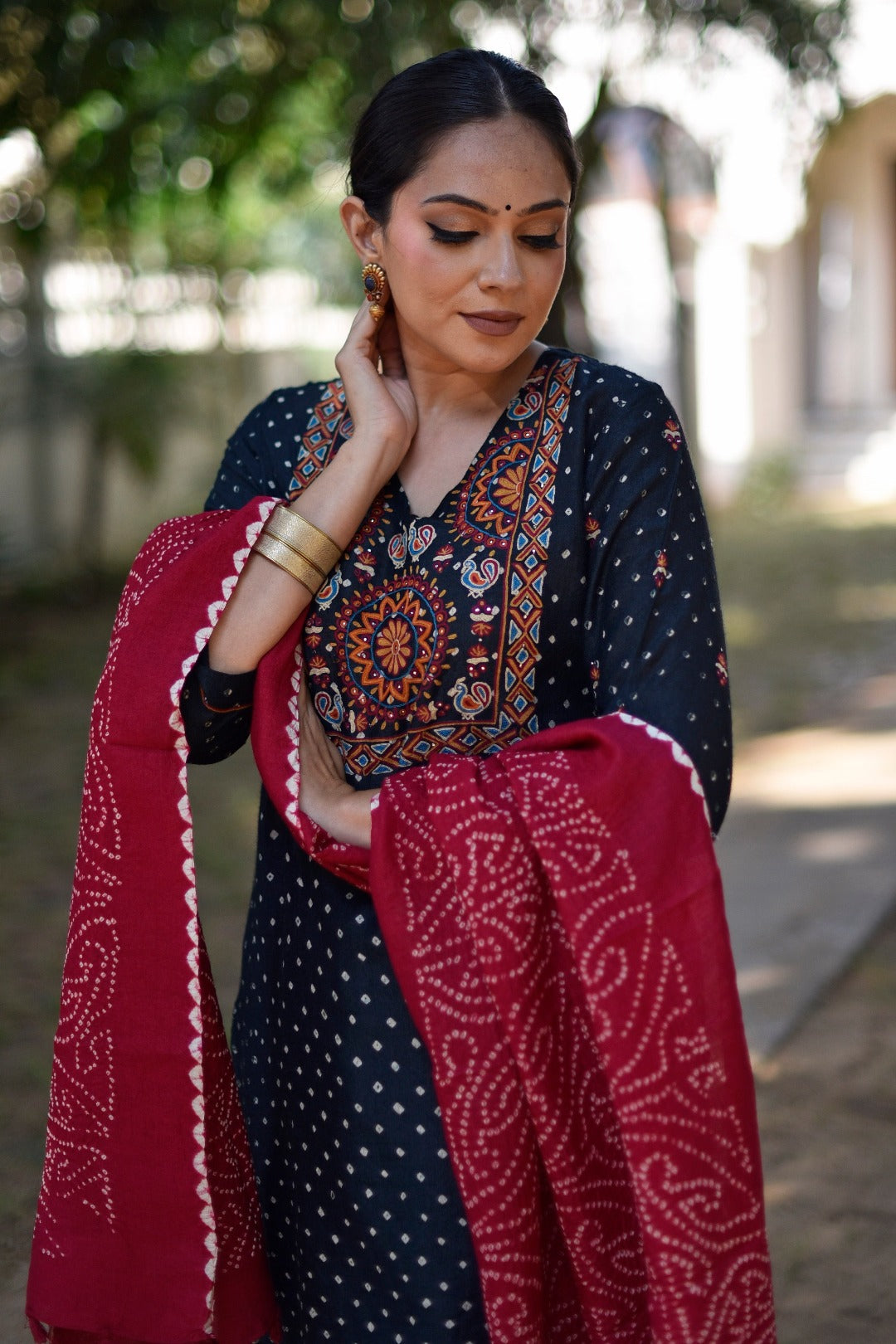 Sitara Black Embroidered Munga Silk Kurta Bottom Set | Ray Ethnic