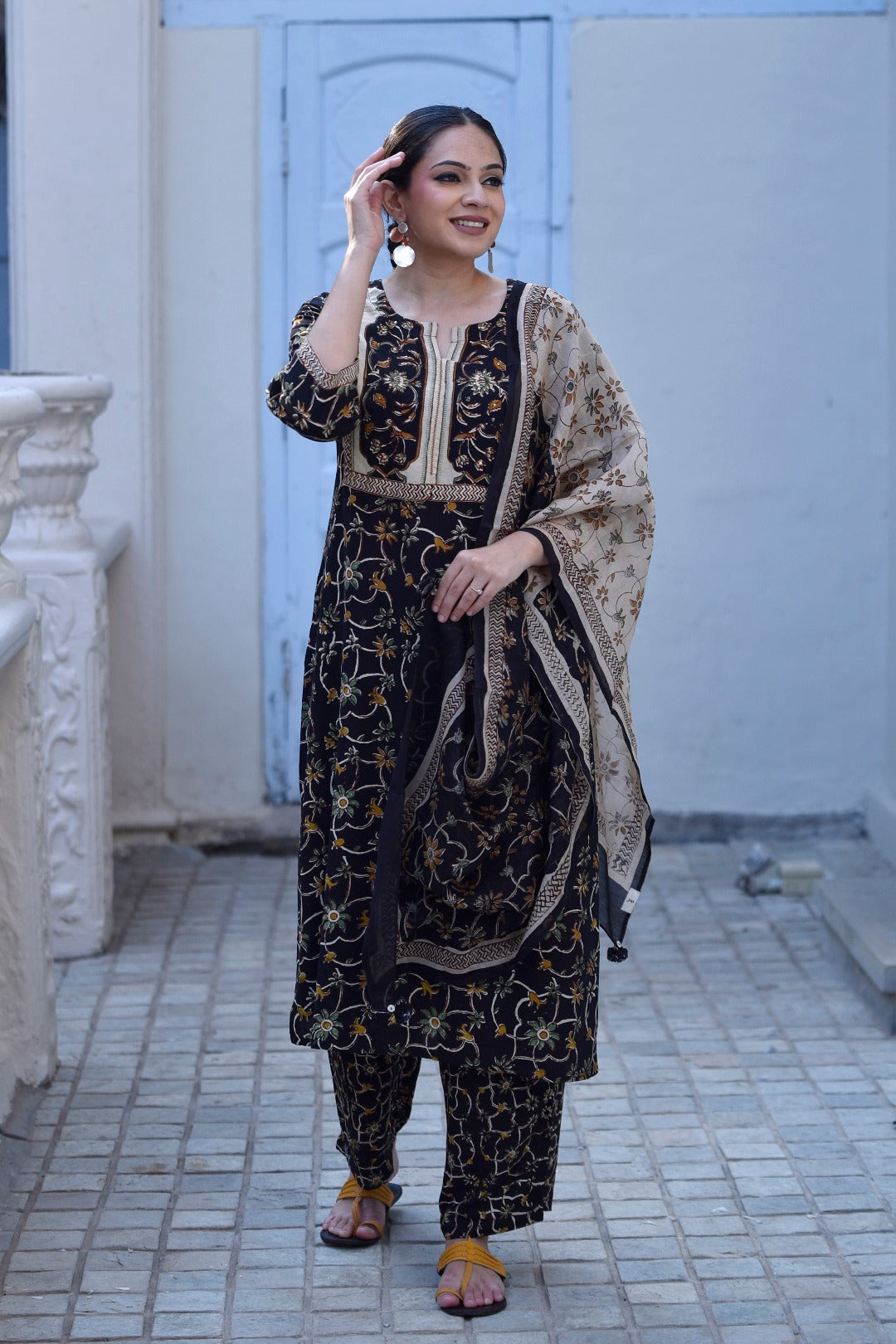 Taraasha Black Bagru Print Munga Silk Kurta & Bottom Set | Ray-Ethnic