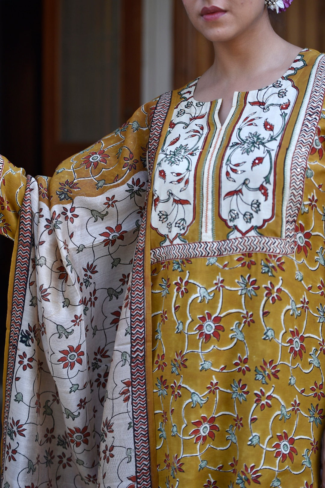 Taraasha Yellow Bagru Print Munga Silk Kurta & Bottom Set | Ray-Ethnic