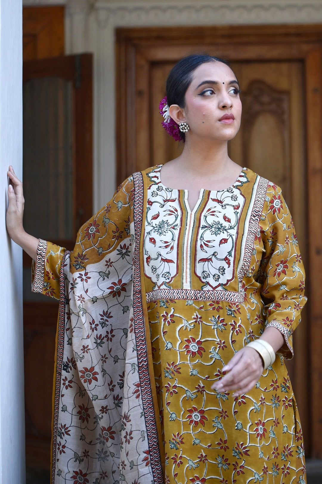 Taraasha Yellow Bagru Print Munga Silk Kurta & Bottom Set | Ray-Ethnic